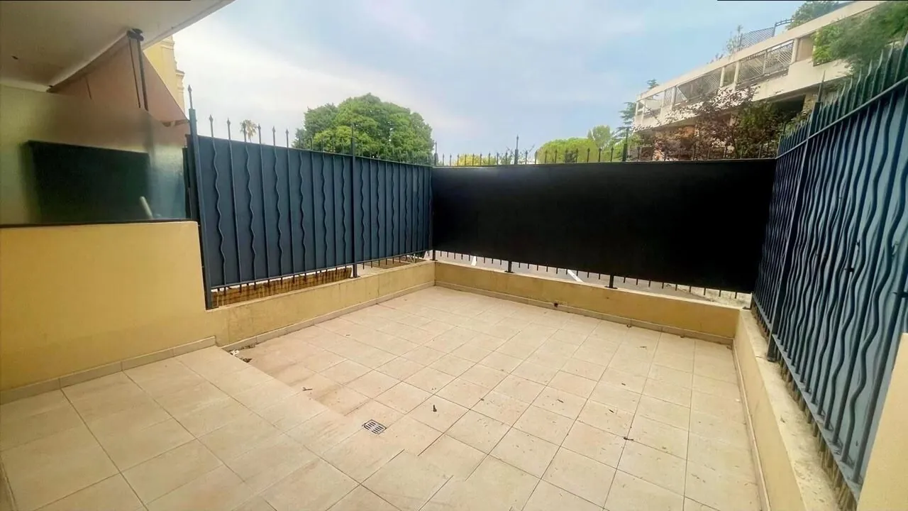 Studio à vendre à Cannes - 20,83 m², calme et lumineux