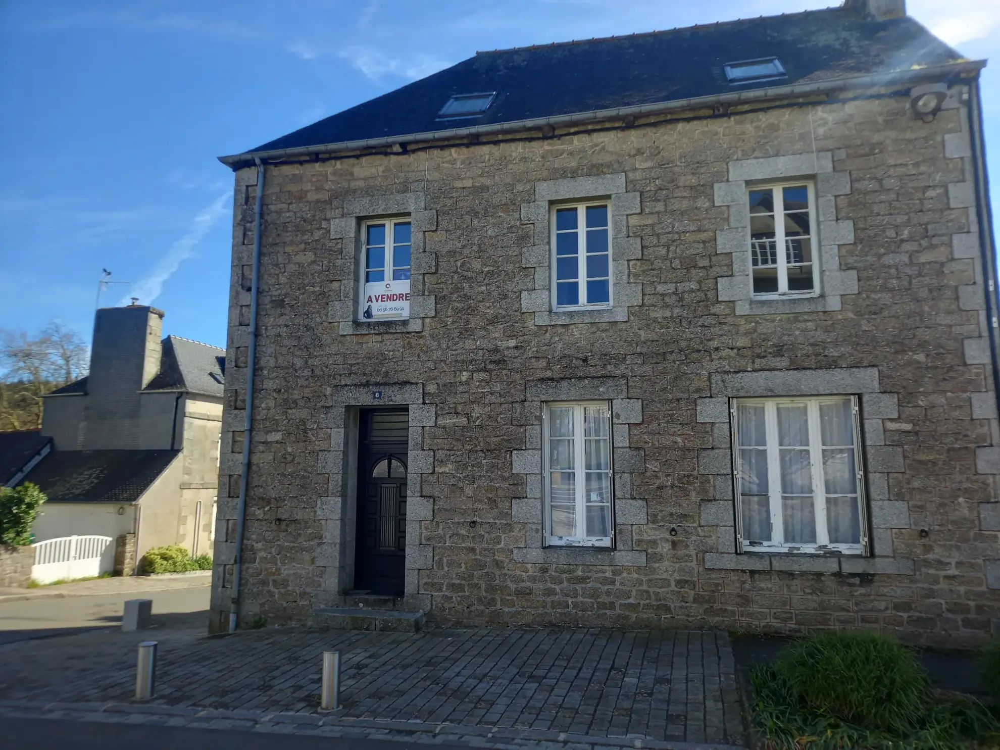 Maison de ville à Saint-Nicolas-du-Pélem avec jardin d'hiver et 6 chambres