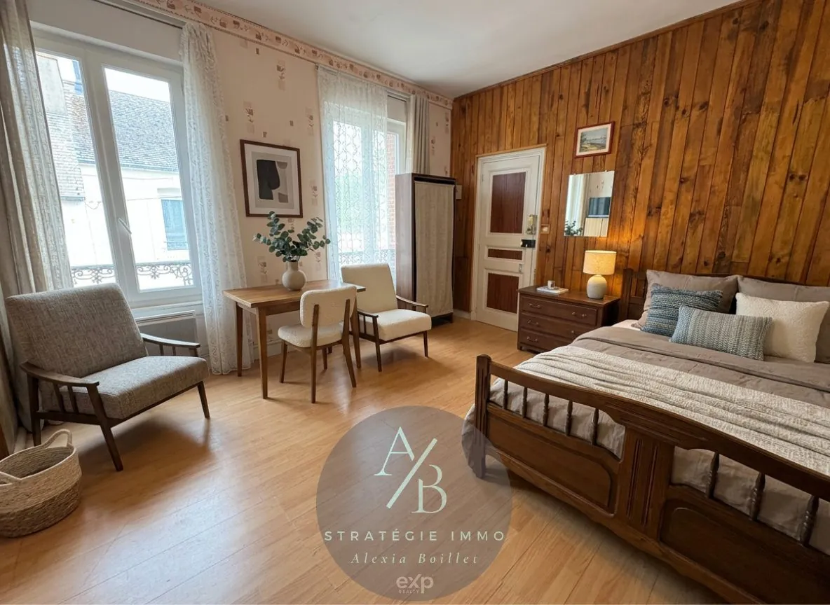 Studio à vendre à Granville - Centre-ville, proche gare et plages, à rénover