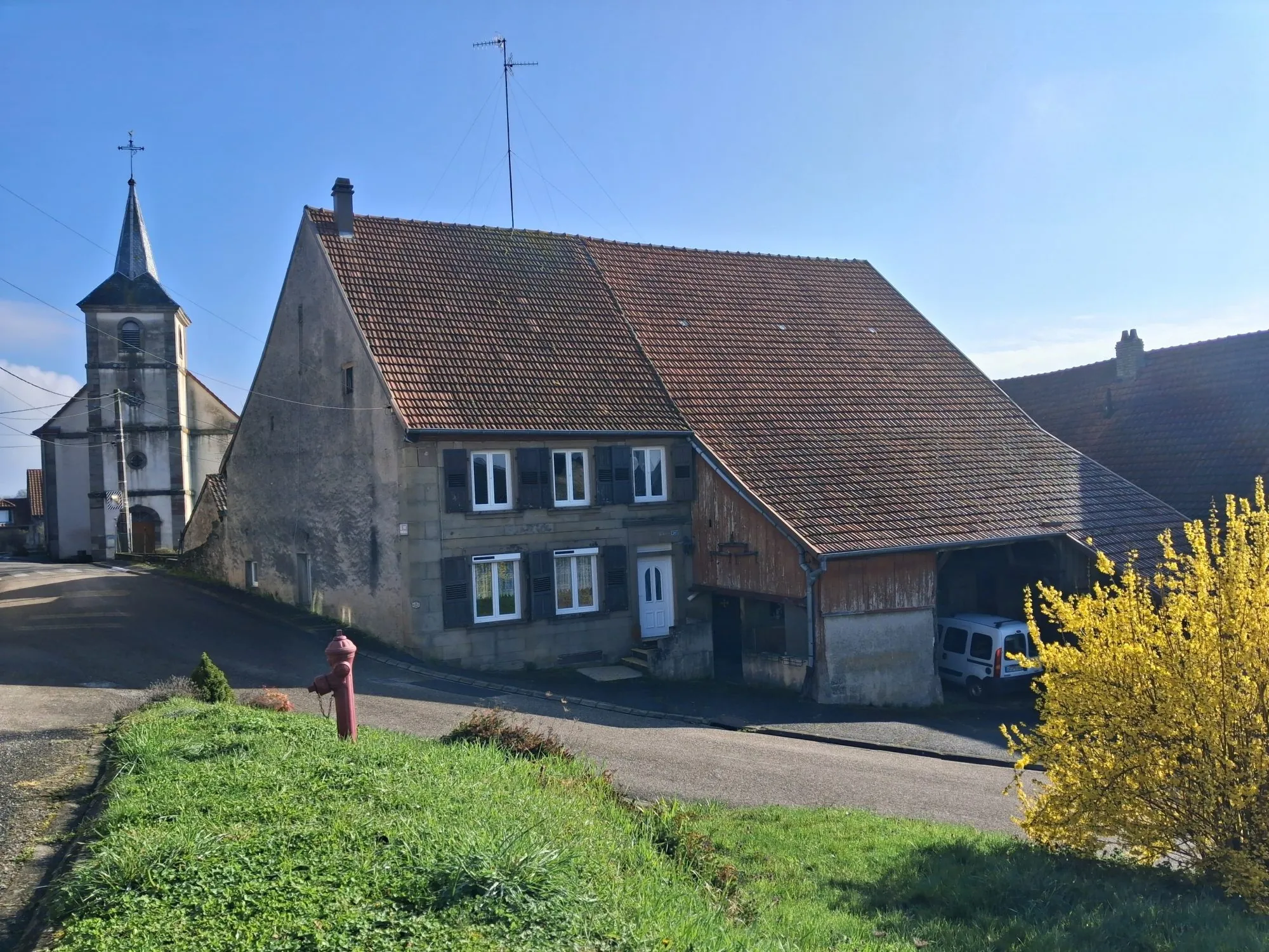 Maison familiale à vendre à Hellering-lès-Fénétrange - 145 m² avec dépendance et jardin