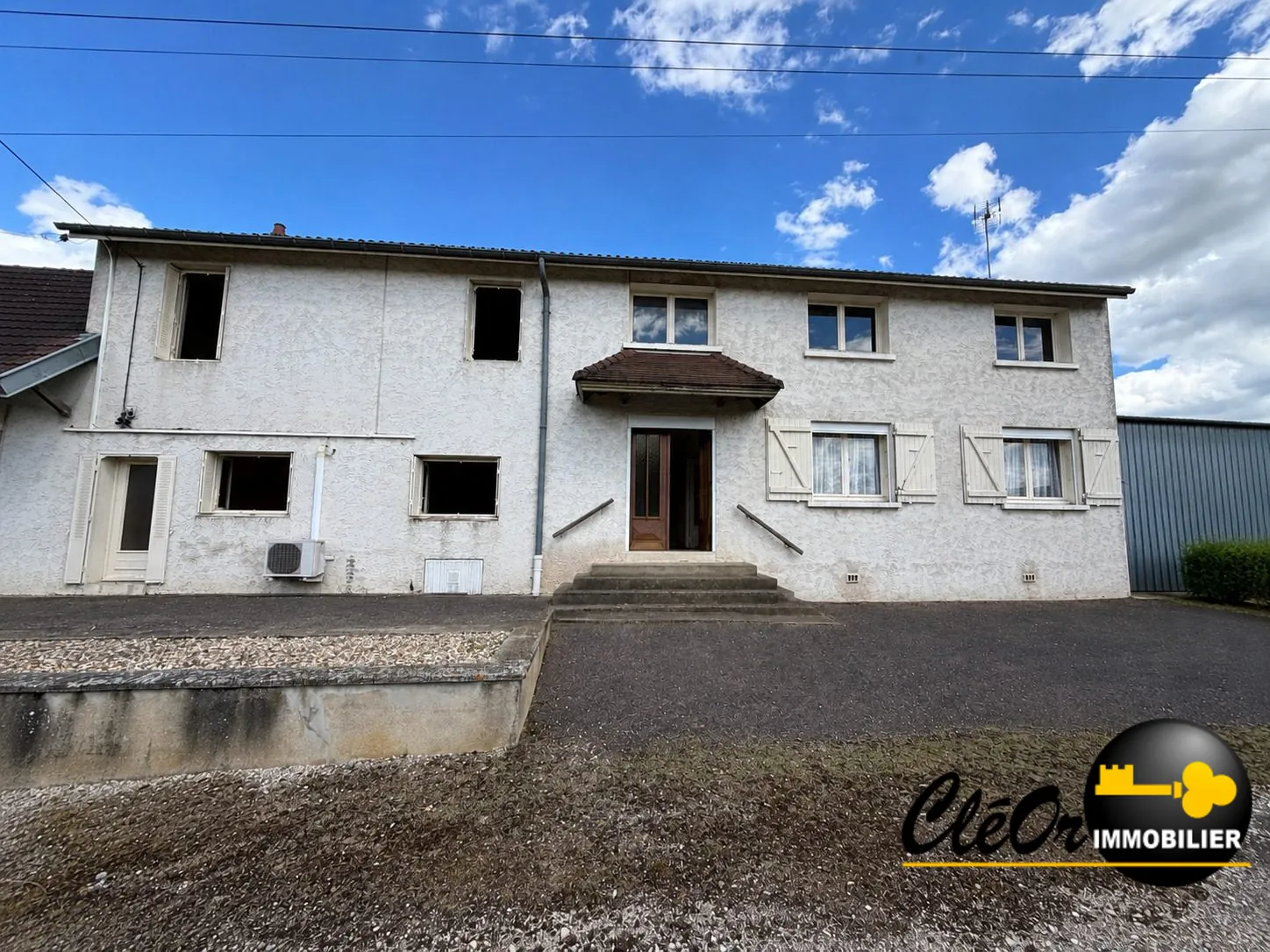 Maison familiale avec dépendances de 170 m² à Navilly, fort potentiel