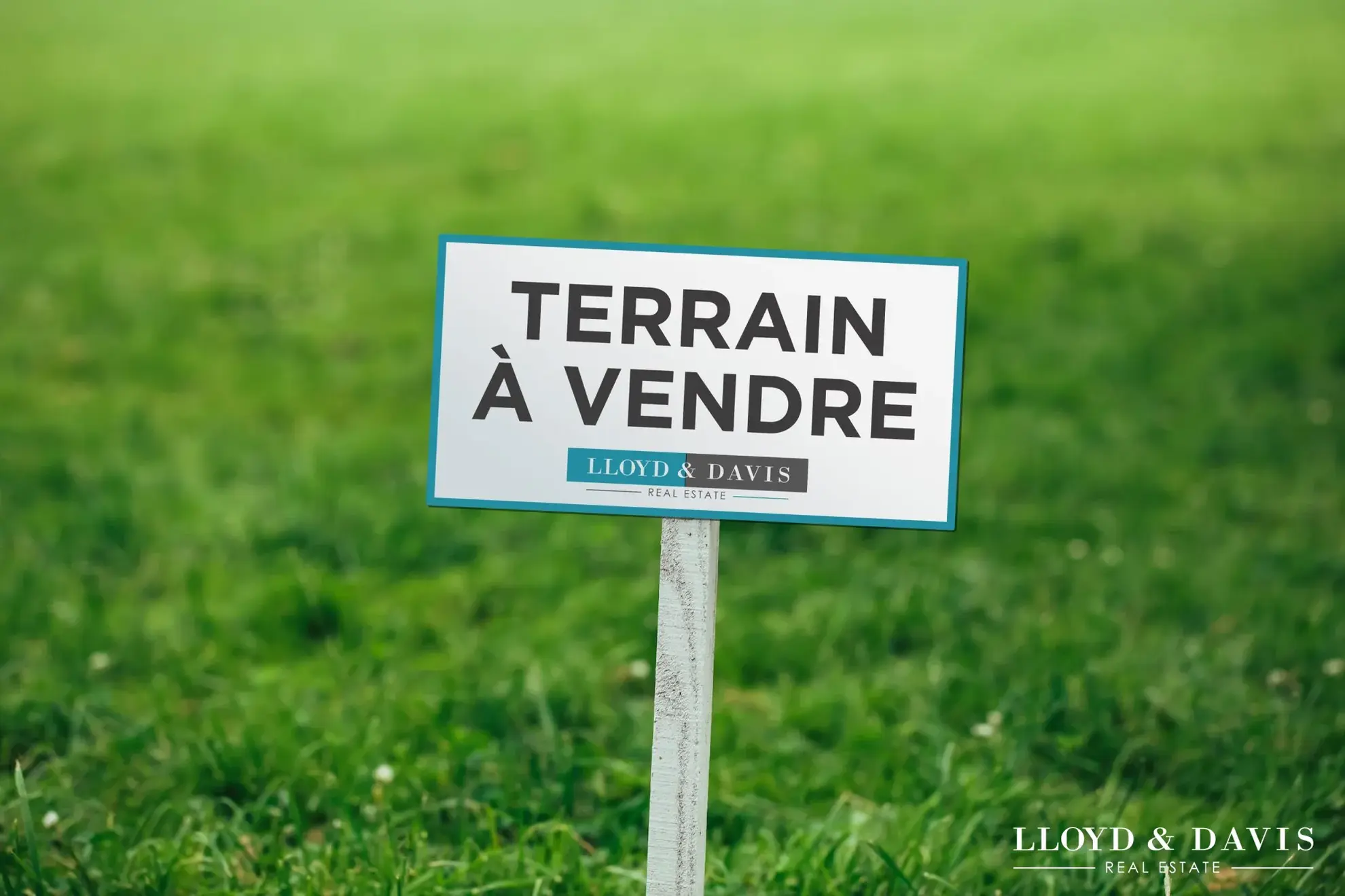 Terrain constructible viabilisé à proximité de Sens – 1154 m²