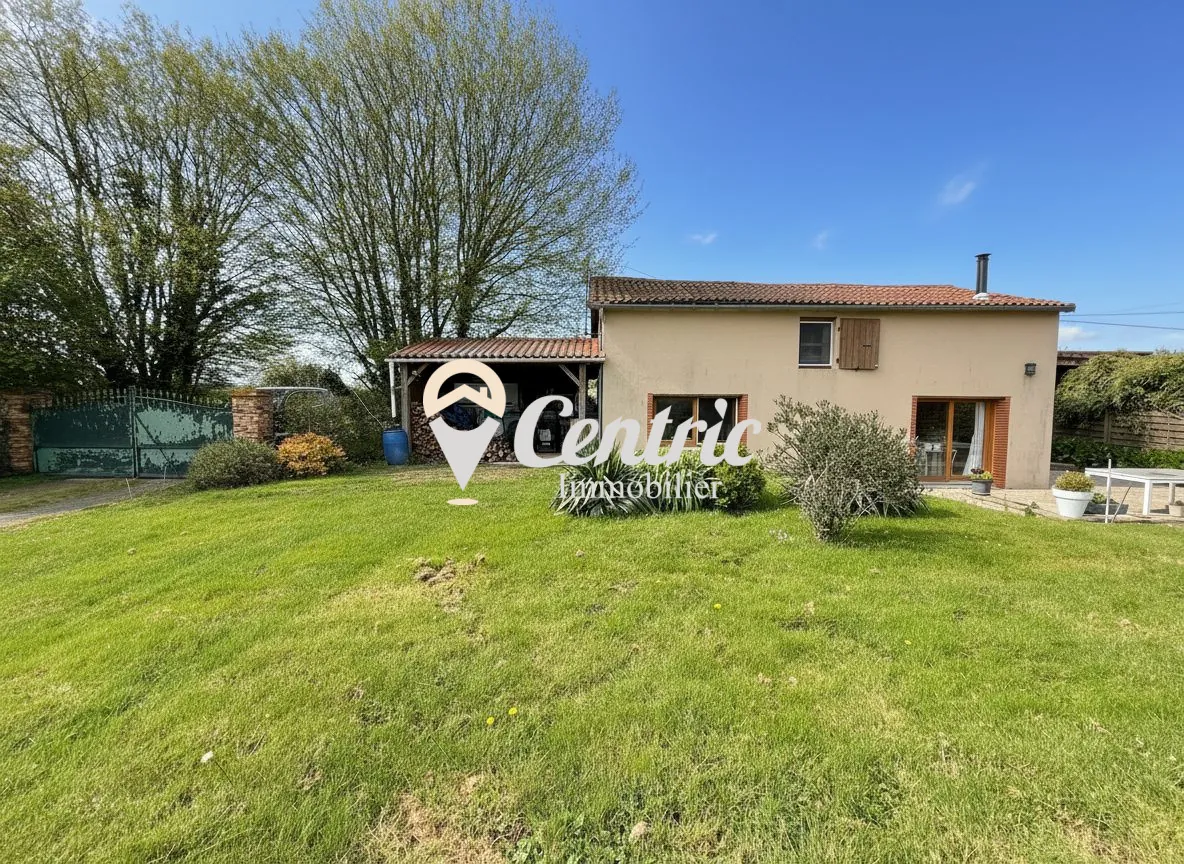 Charmante maison en pierre avec jardin à Le Pin, proche Bressuire