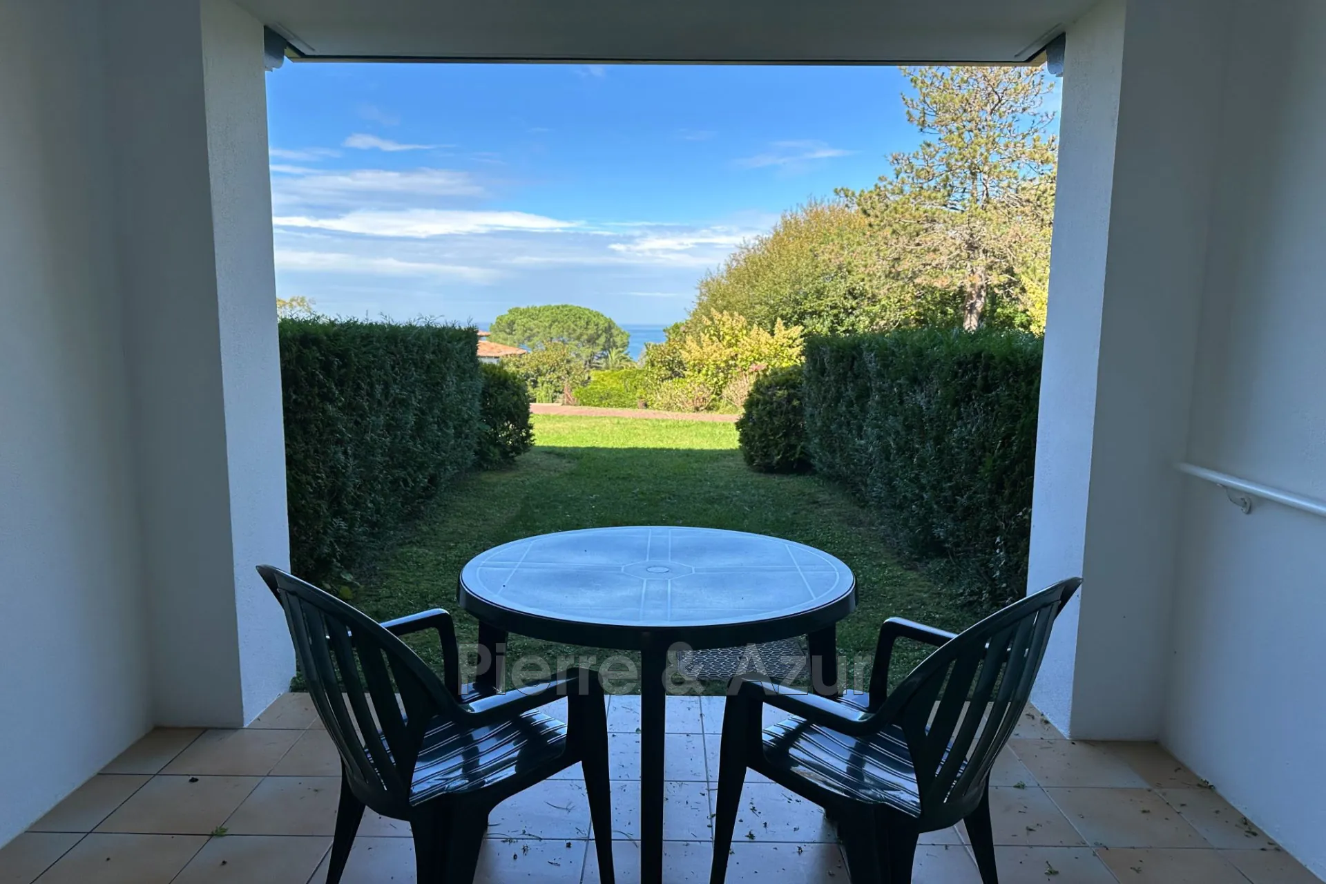 Appartement 2 pièces avec piscine et vue mer à Urrugne sur la Côte Basque