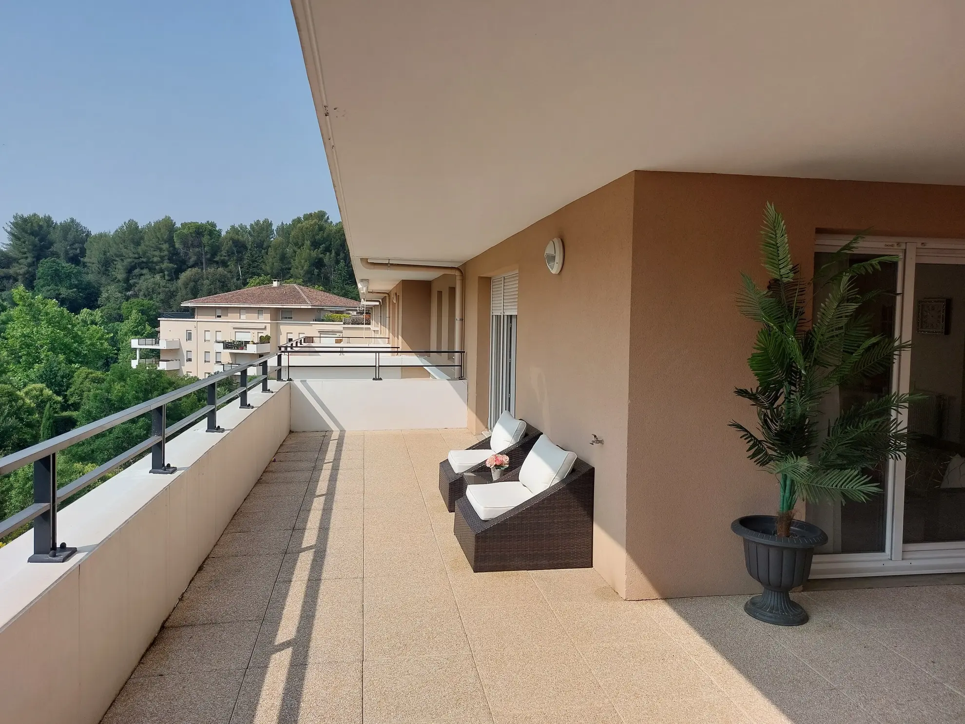 Appartement 4 pièces avec terrasse à Marseille Croix Rouge, 81 m²