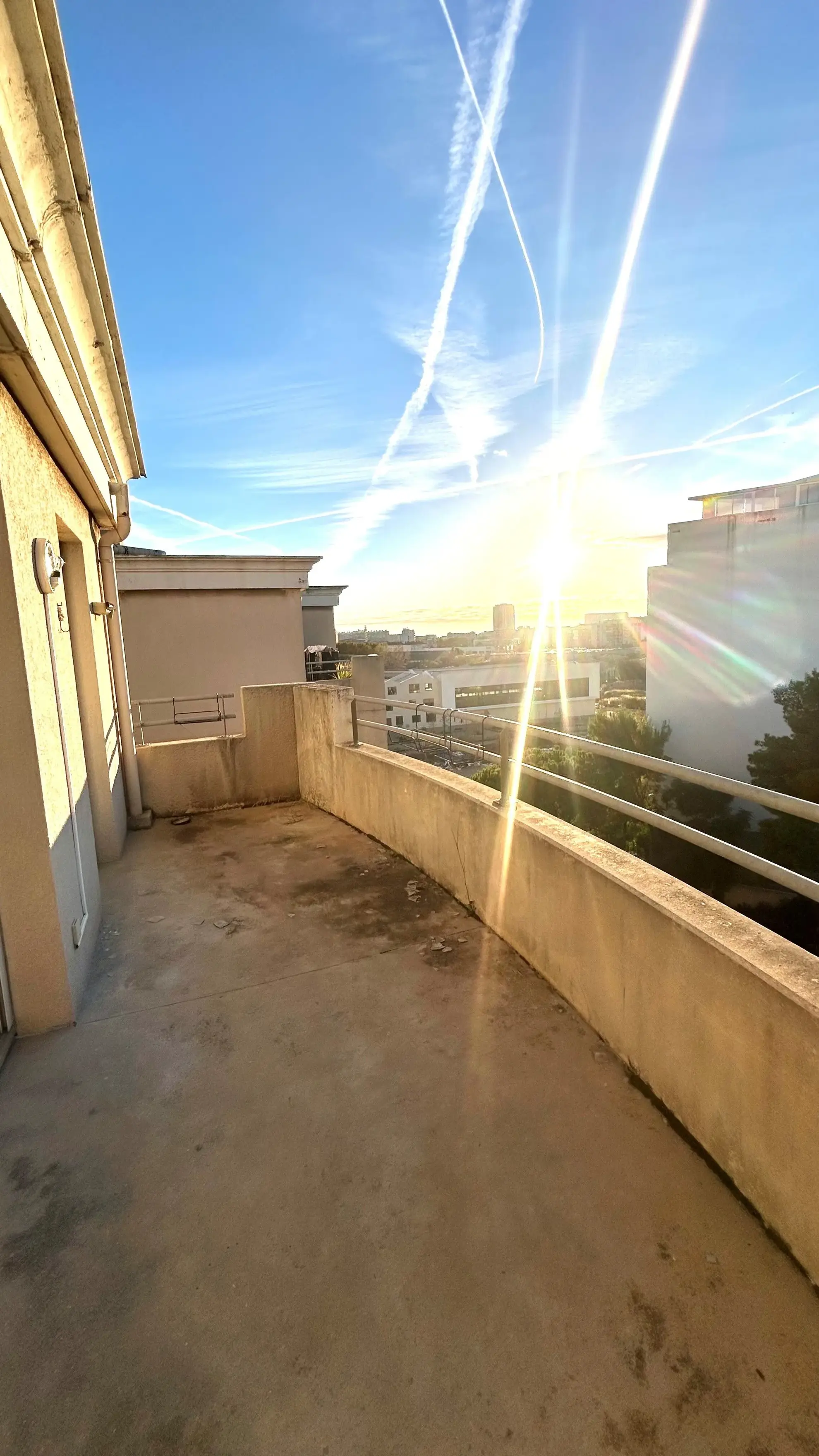 Appartement T2 de 47 m² avec terrasse à Marseille - Dernier étage - Opportunité à saisir