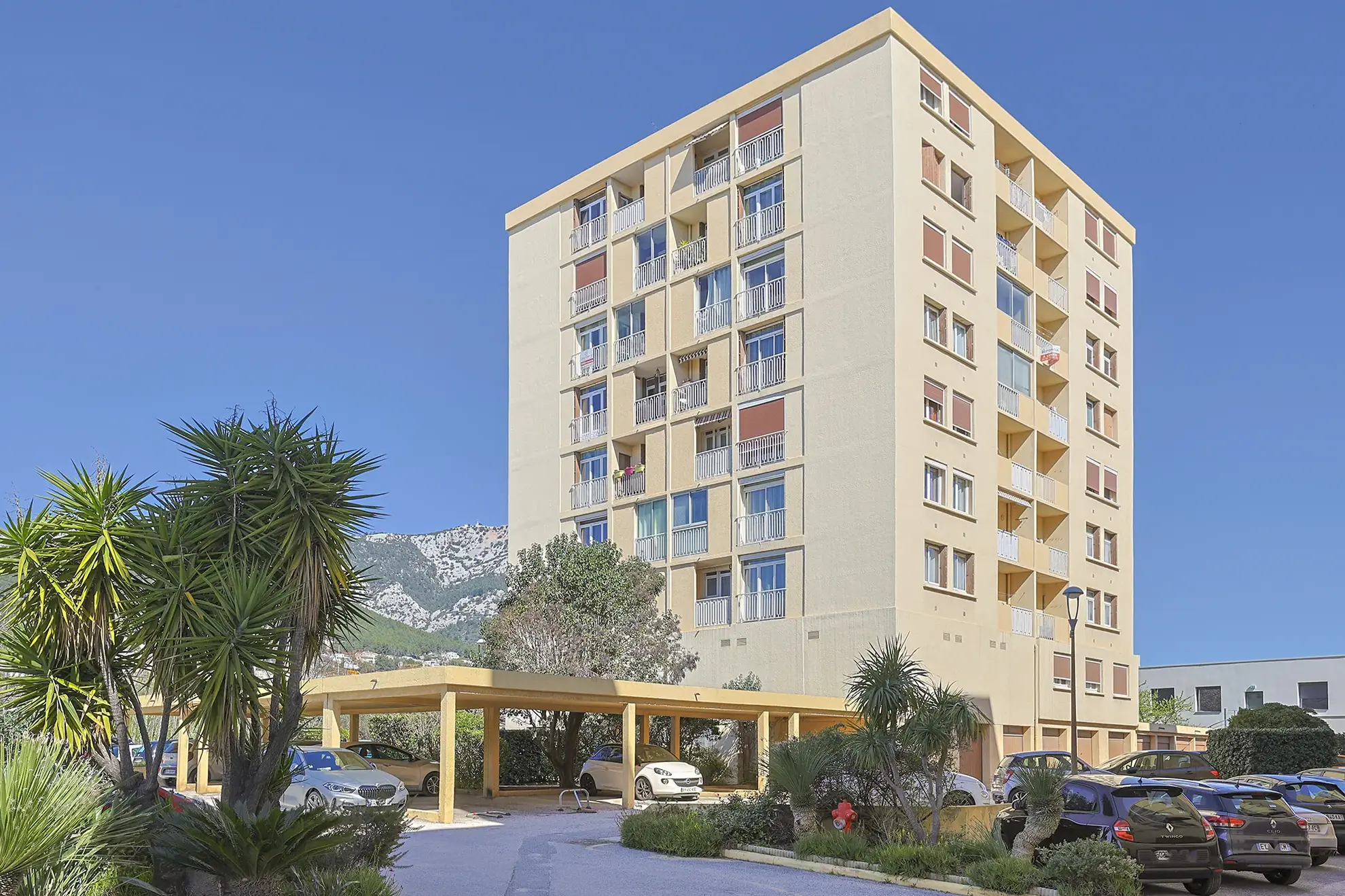 Appartement T4 de 68,93 m² avec cave et vue dégagée à La Valette-du-Var