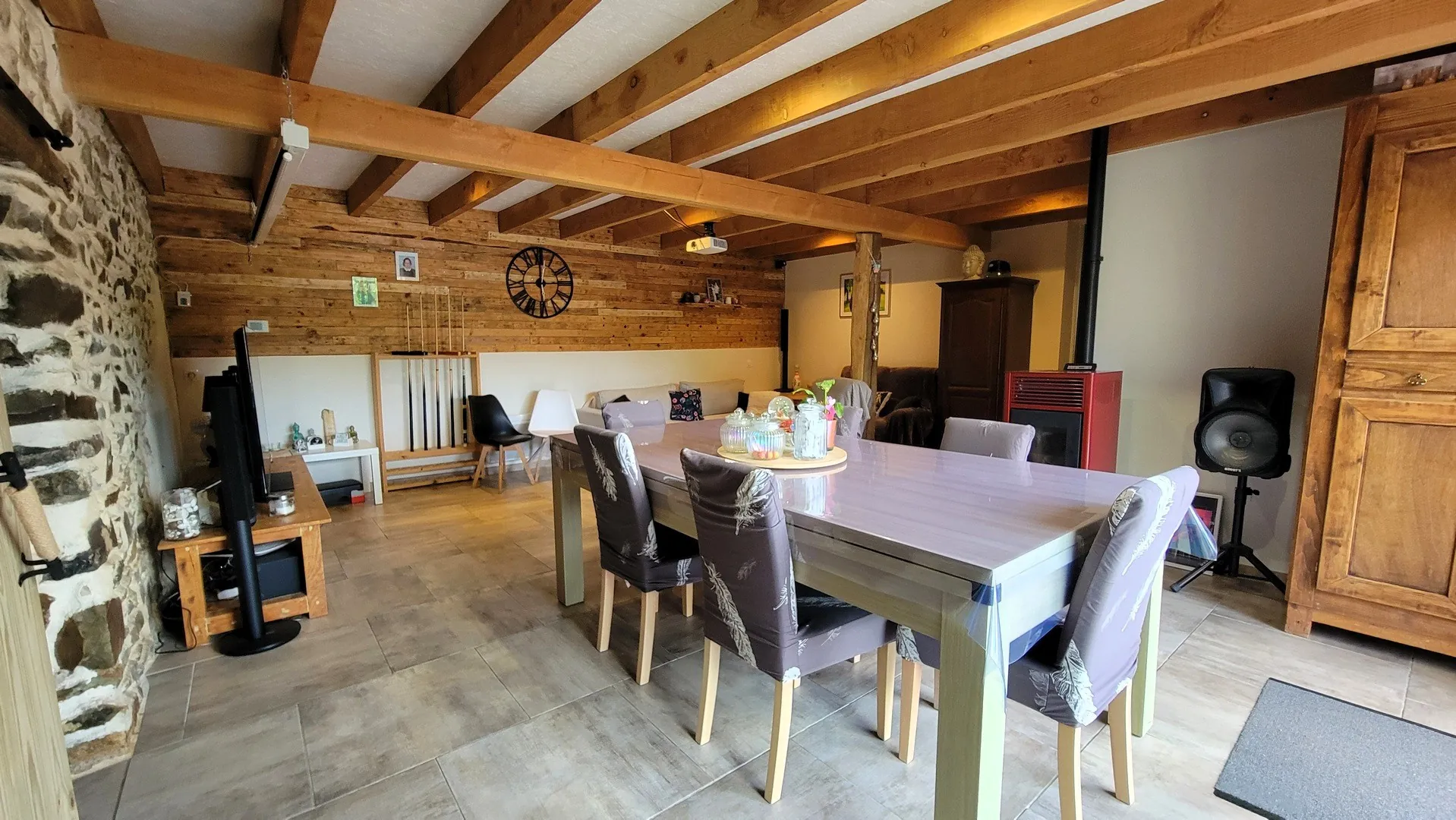 Maison rénovée avec gîte indépendant à Courlay, 154 m² habitables