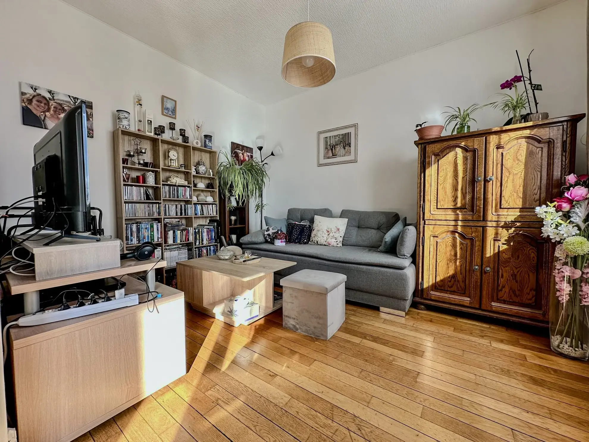 Appartement en excellent état avec cave et garage à Le Vaudreuil
