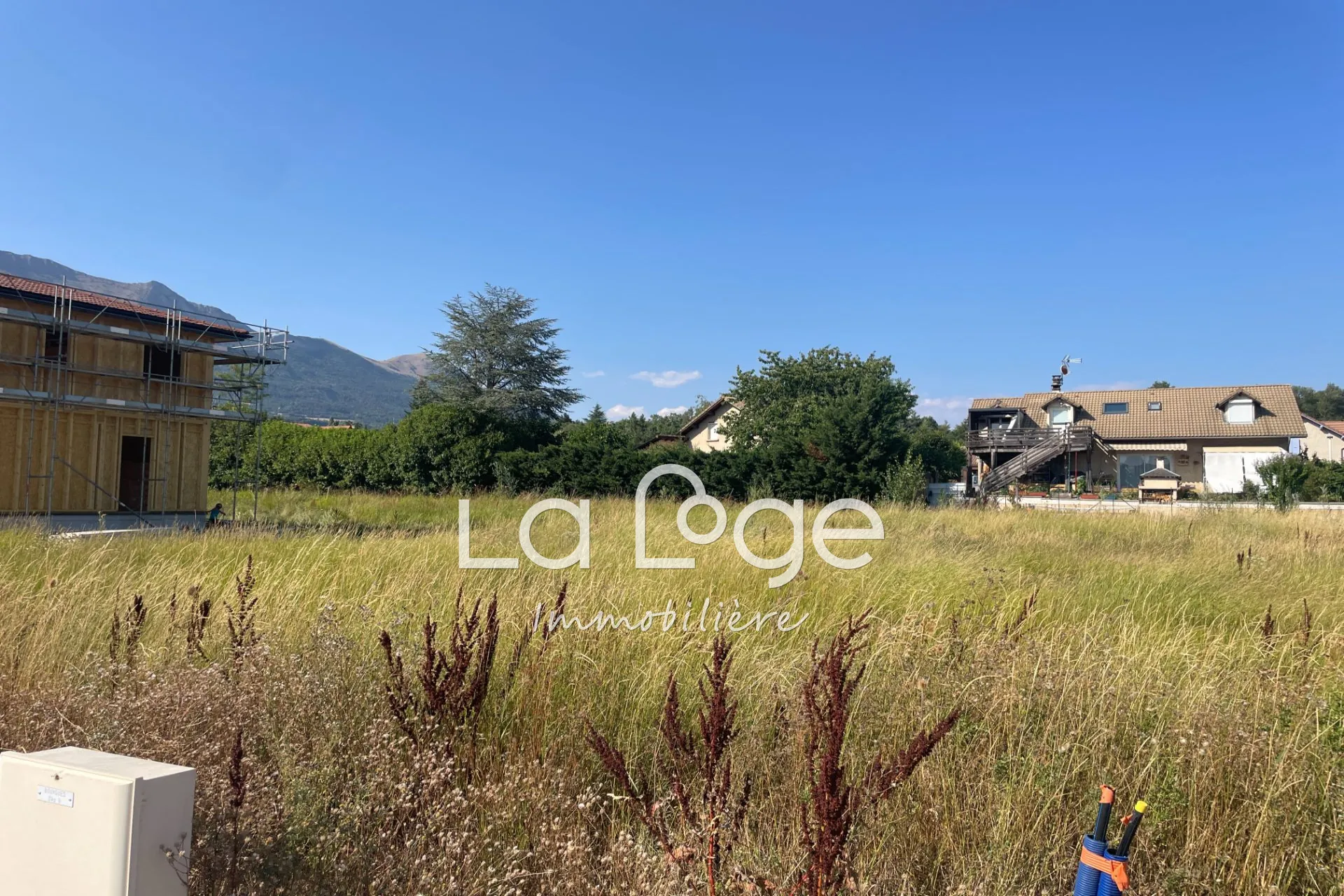 Terrain à vendre à Gap, idéal pour votre maison dans un quartier agréable