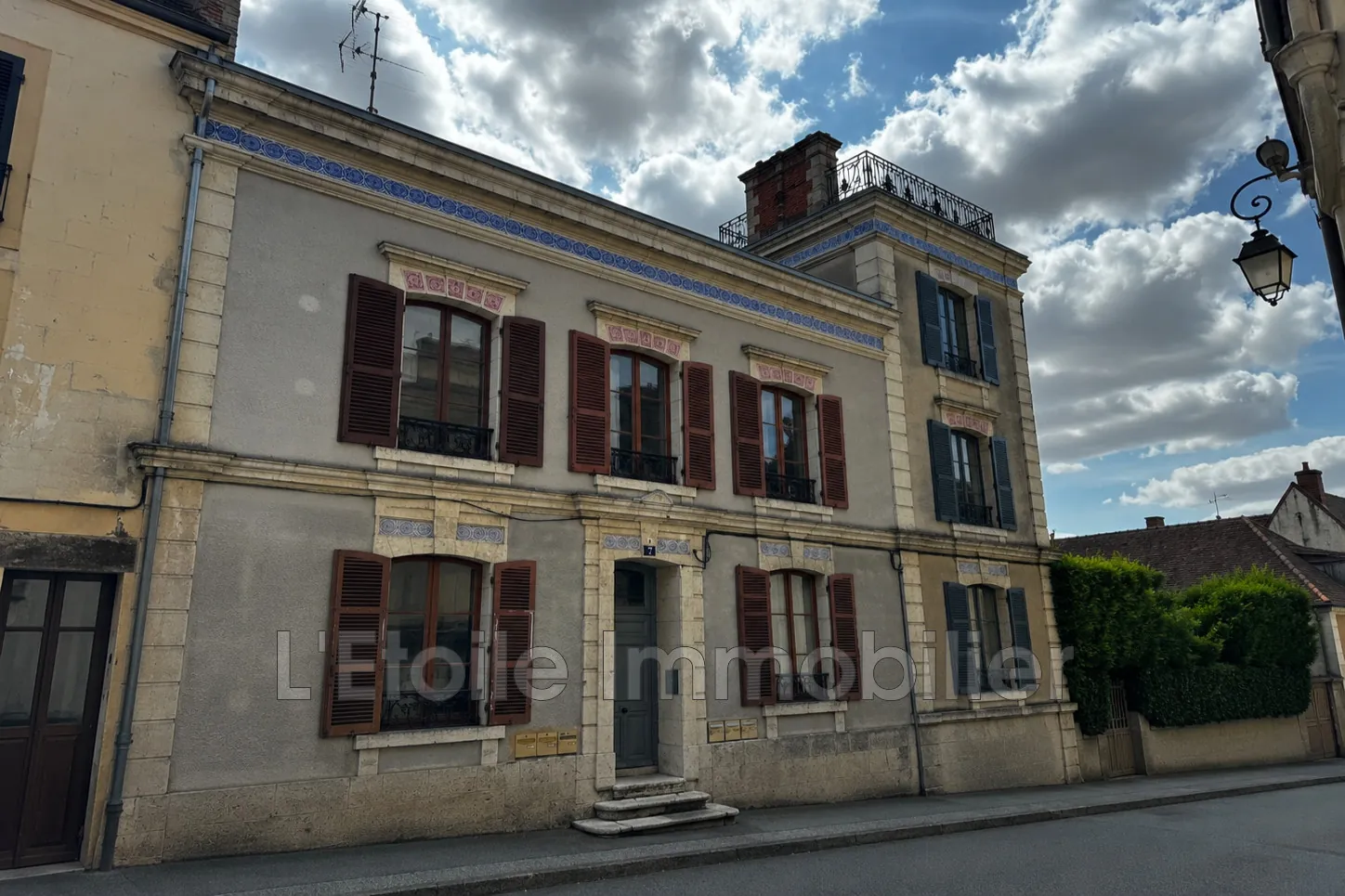 Bâtisse à rénover de 165 m² à Bellême – Idéal investisseurs