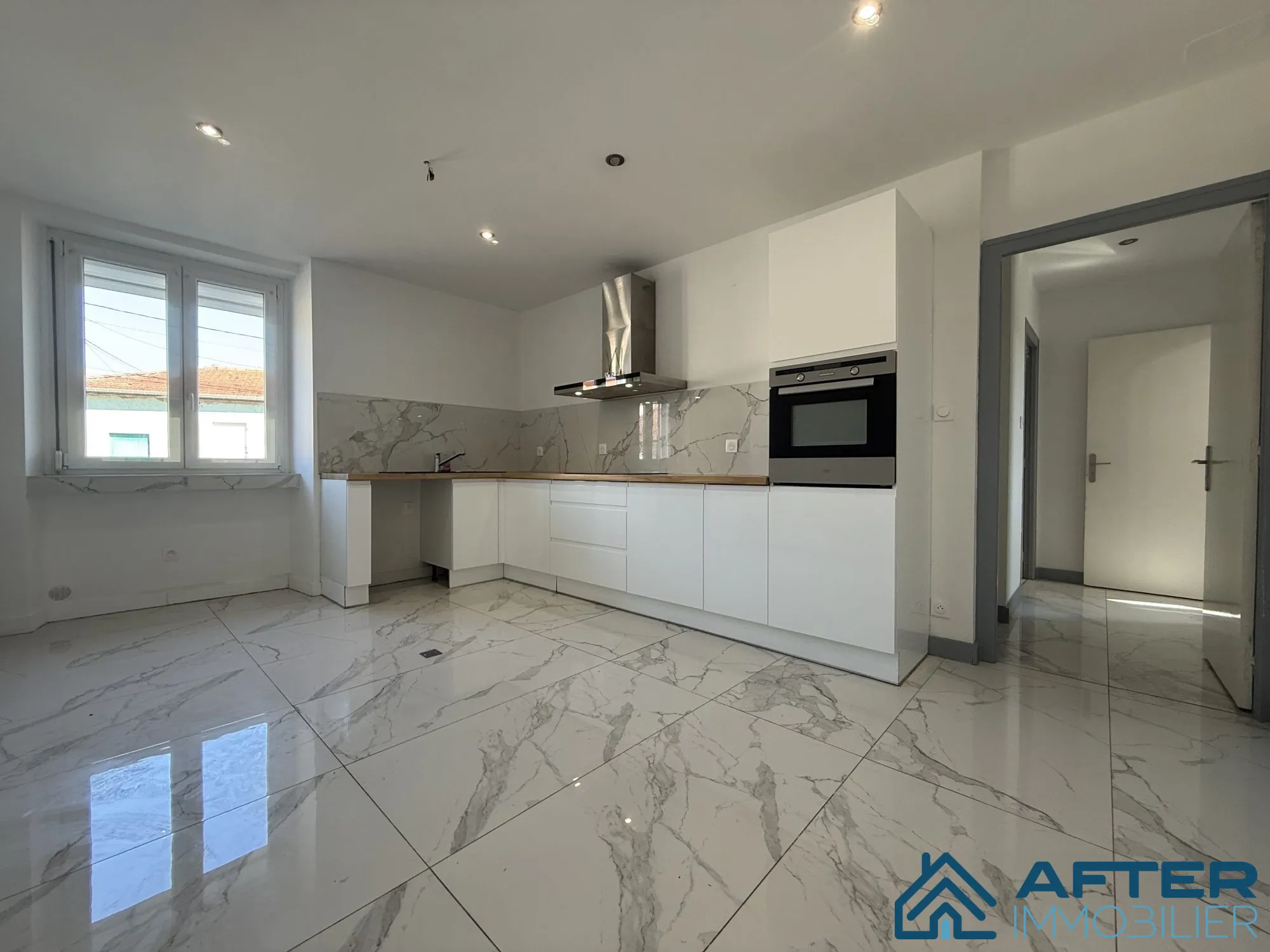 Maison à vendre à Deuxville de 109,30 m² avec garage et terrain