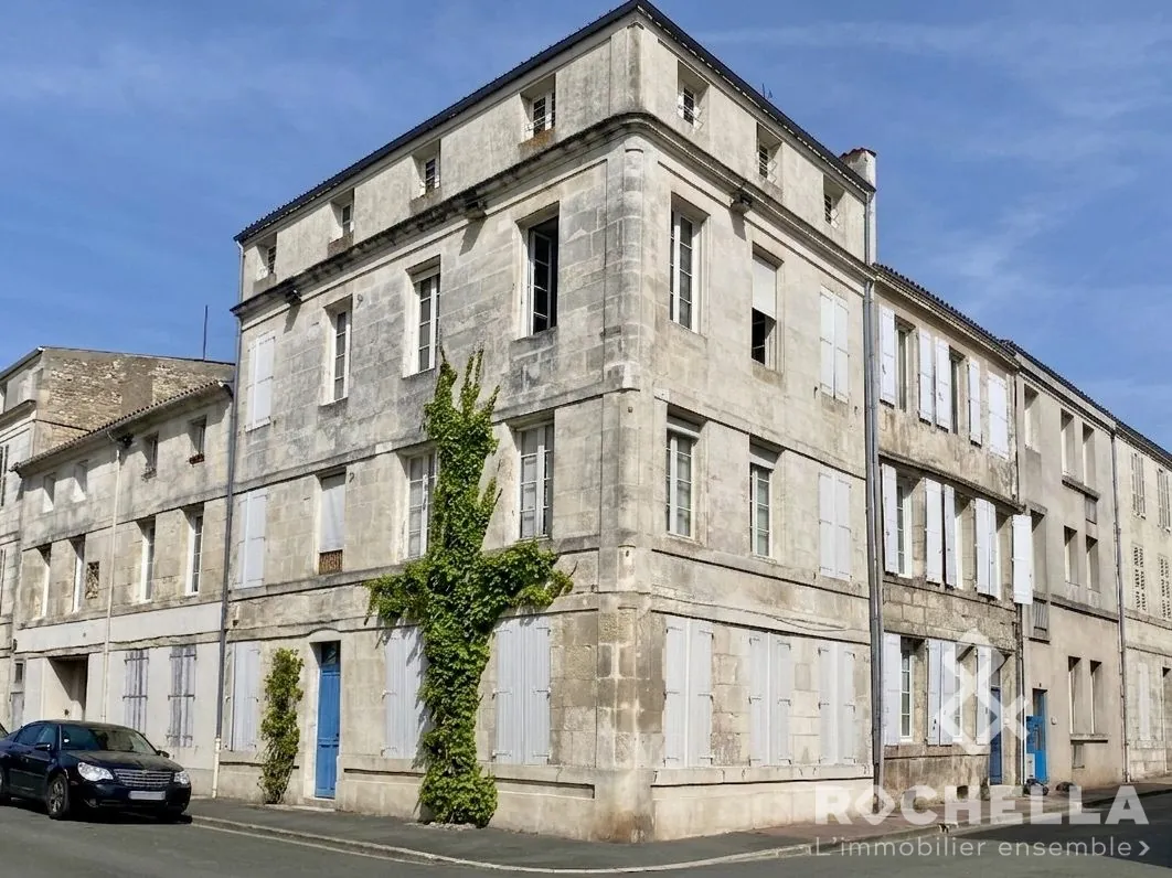 Appartement 3 pièces à vendre à Rochefort, lumineux et avec vue dégagée