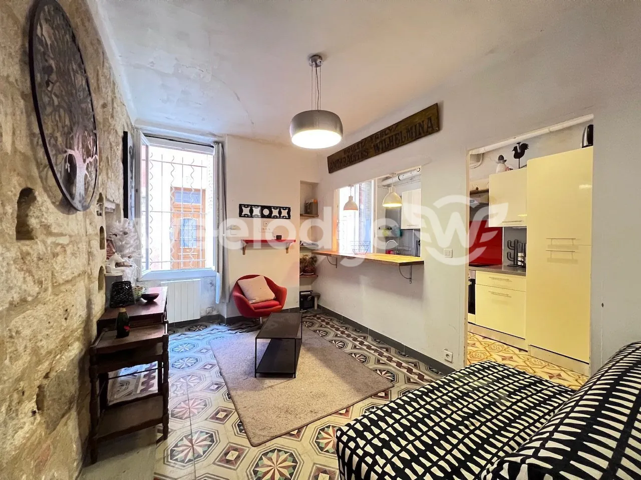 Appartement à vendre à Avignon dans le quartier des Teinturiers – 42 m² avec cour et potentiel de valorisation