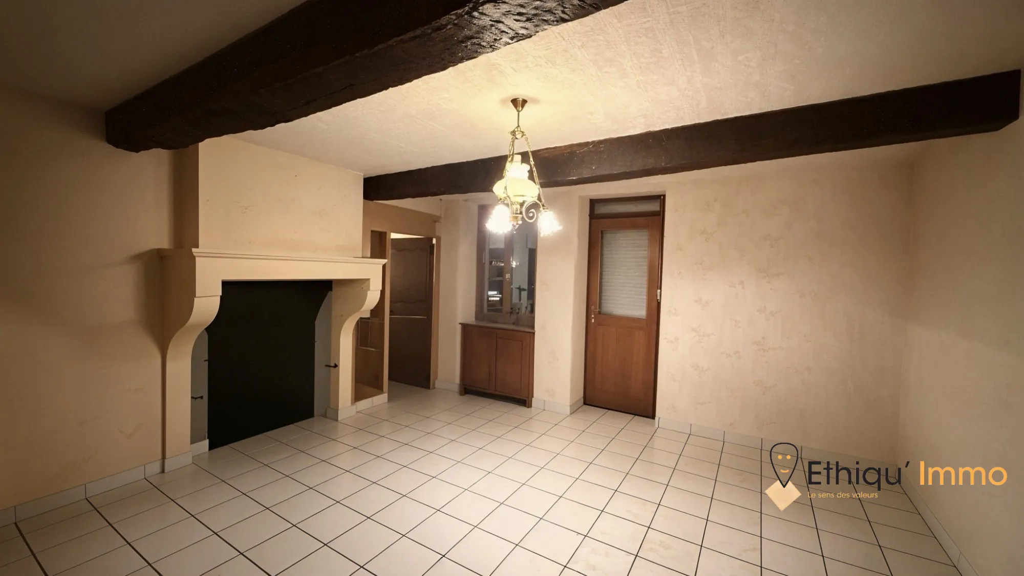 Maison de campagne à vendre à Sommevoire, Haute-Marne - Rénovation à prévoir