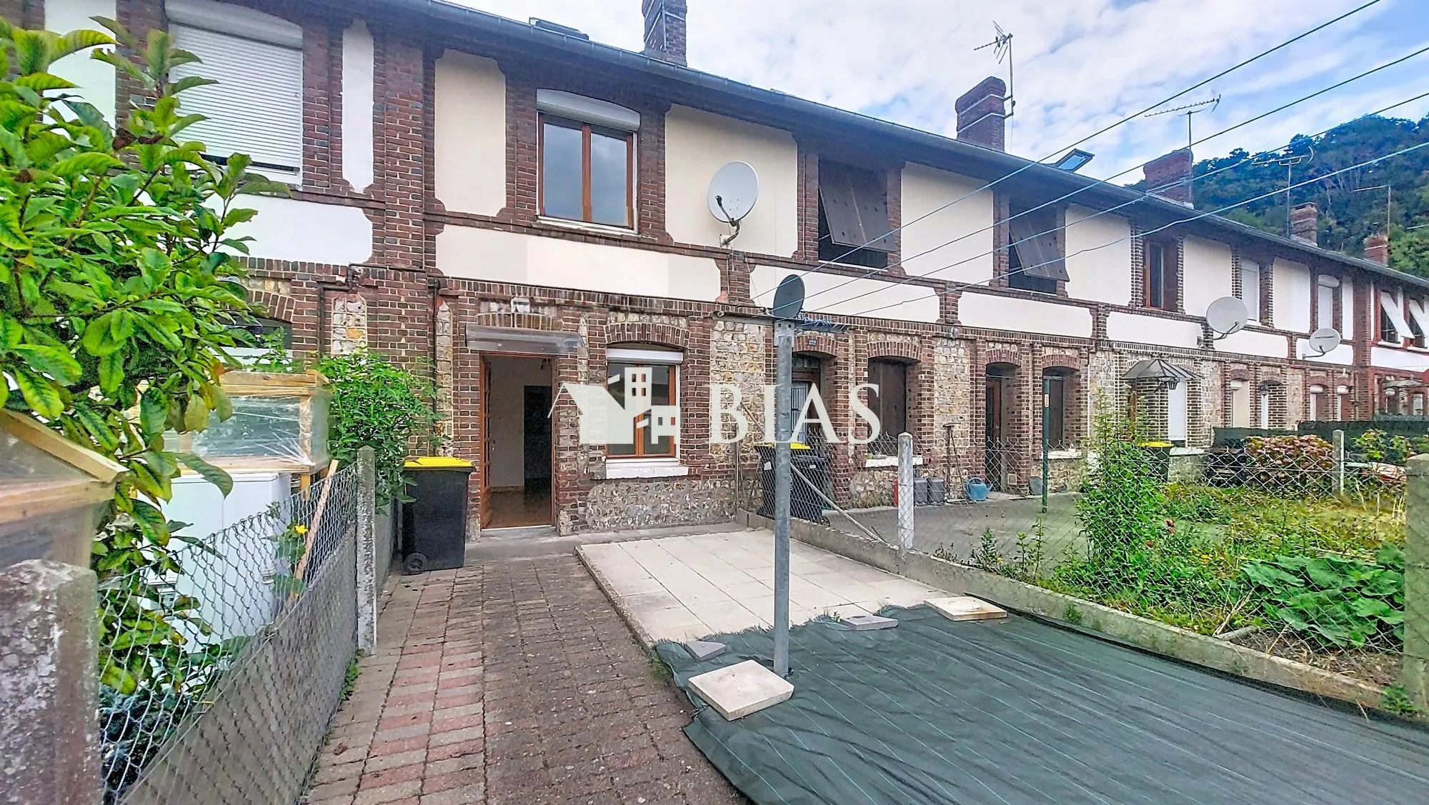 Maison de ville avec jardin à Manneville-sur-Risle - Opportunité à saisir