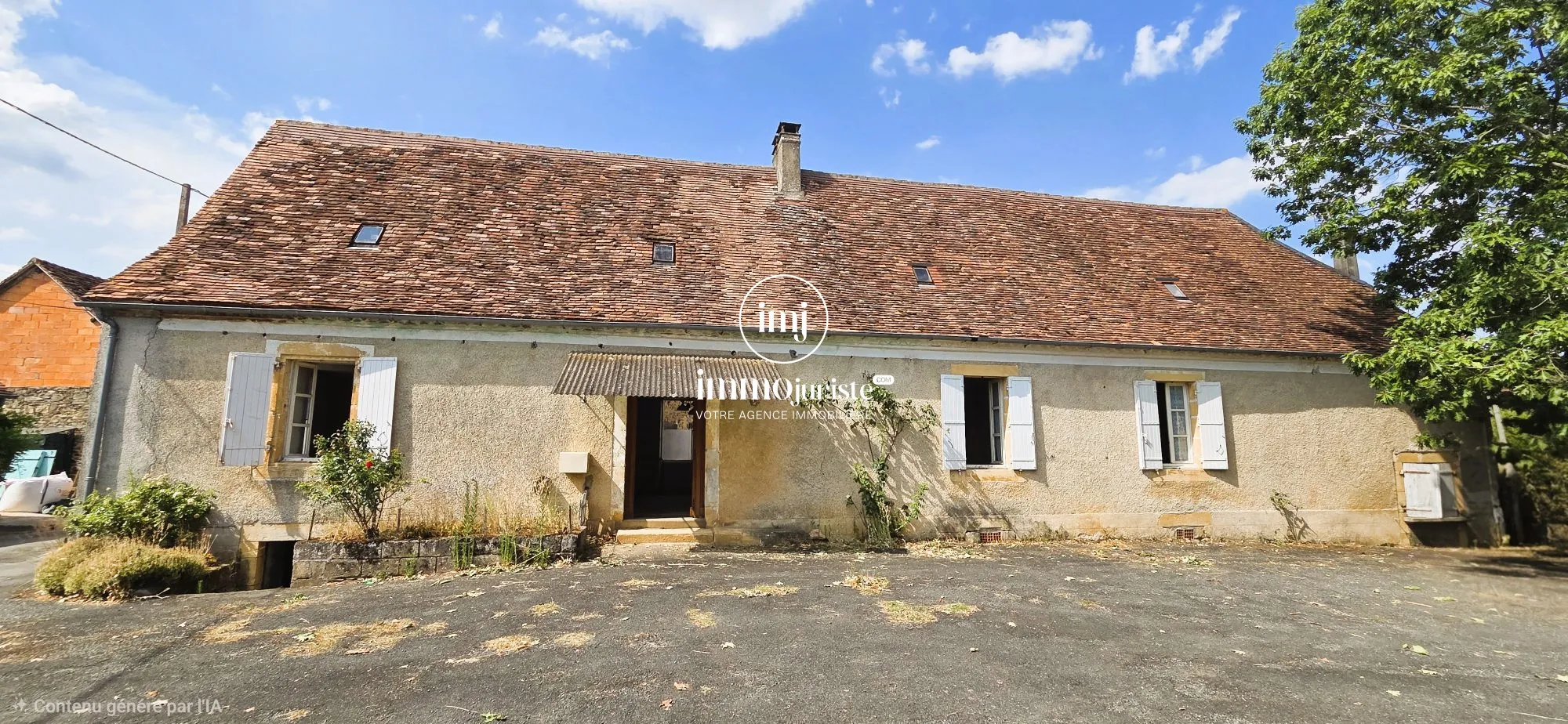 Charmante fermette ancienne avec grange et vue panoramique en Périgord Vert