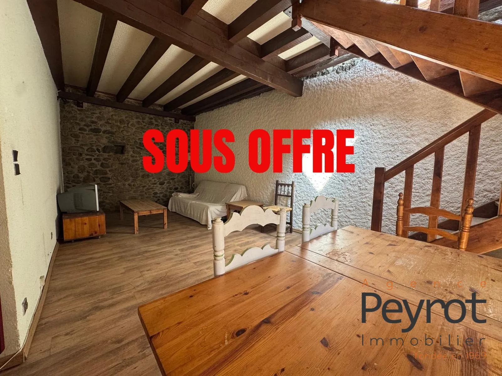 Appartement T2 à Bourg-Madame de 37 m² avec cachet ancien à rénover