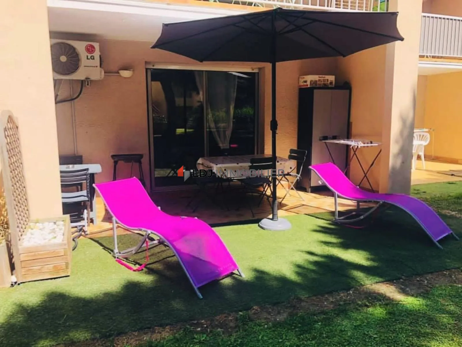 Appartement T2 en résidence sécurisée avec piscine et terrasse à Canet-Plage