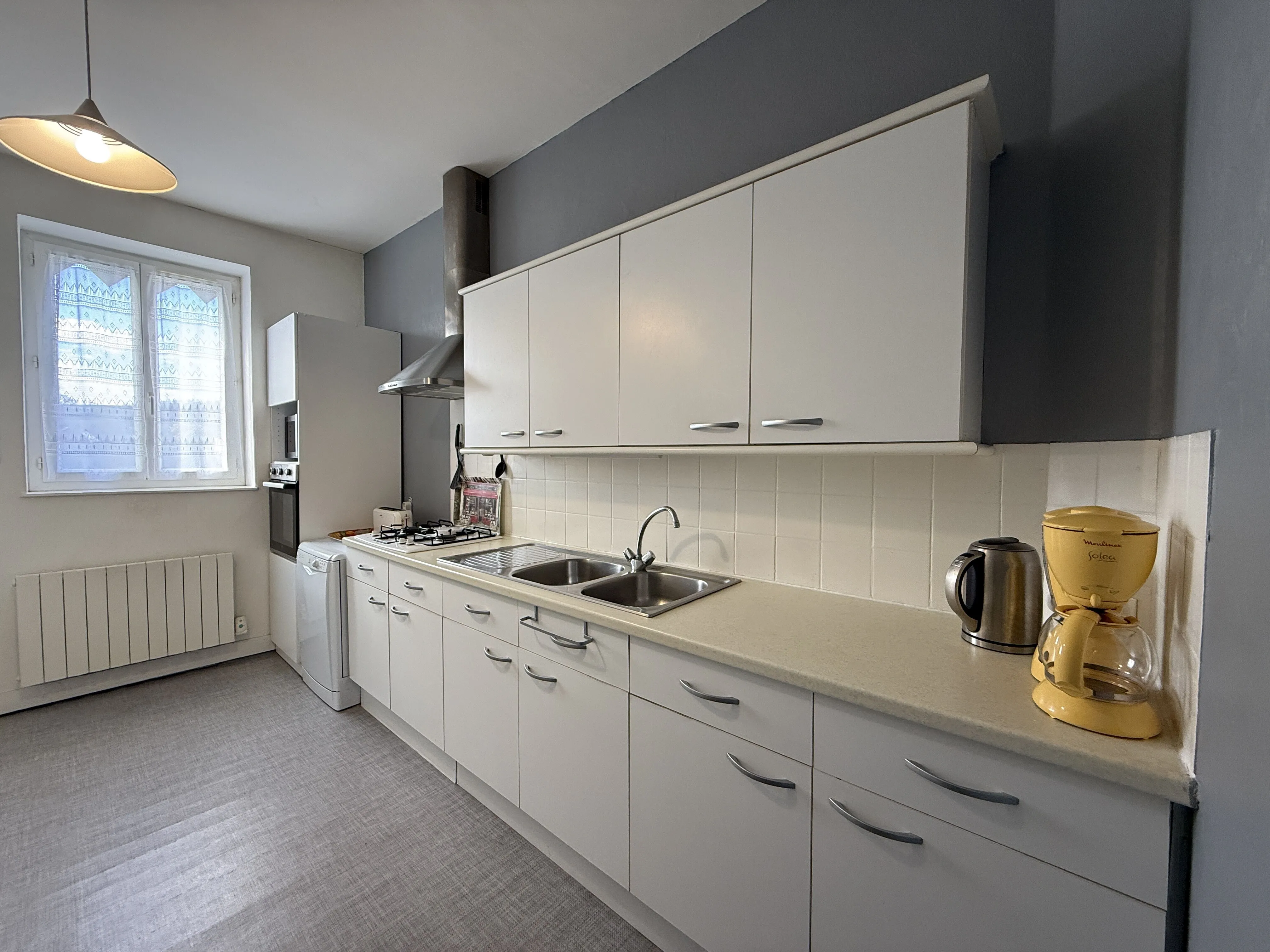 Appartement spacieux de 95 m² à Fécamp avec 3 chambres, jardin et parking