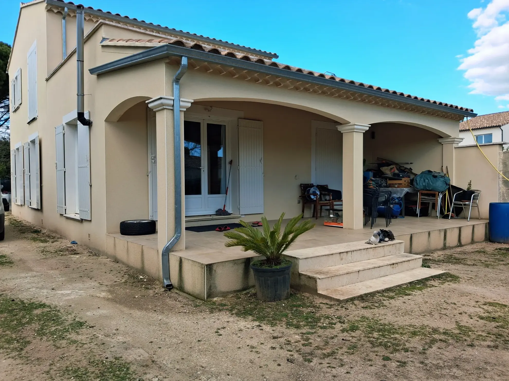 Belle maison rénovée de 132 m² avec grand terrain à Bollène
