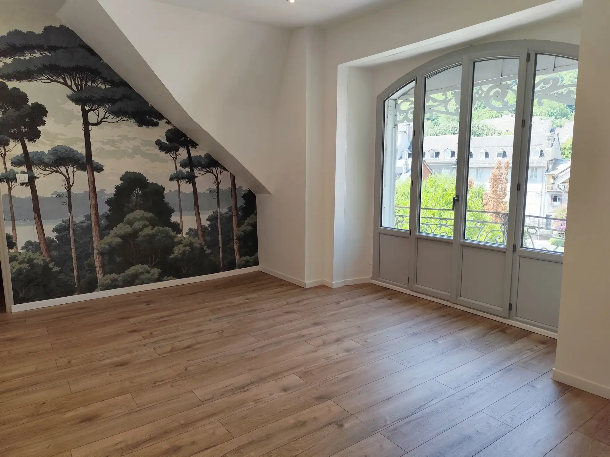 Appartement T2 rénové de 42 m² au centre de Bagnères-de-Luchon