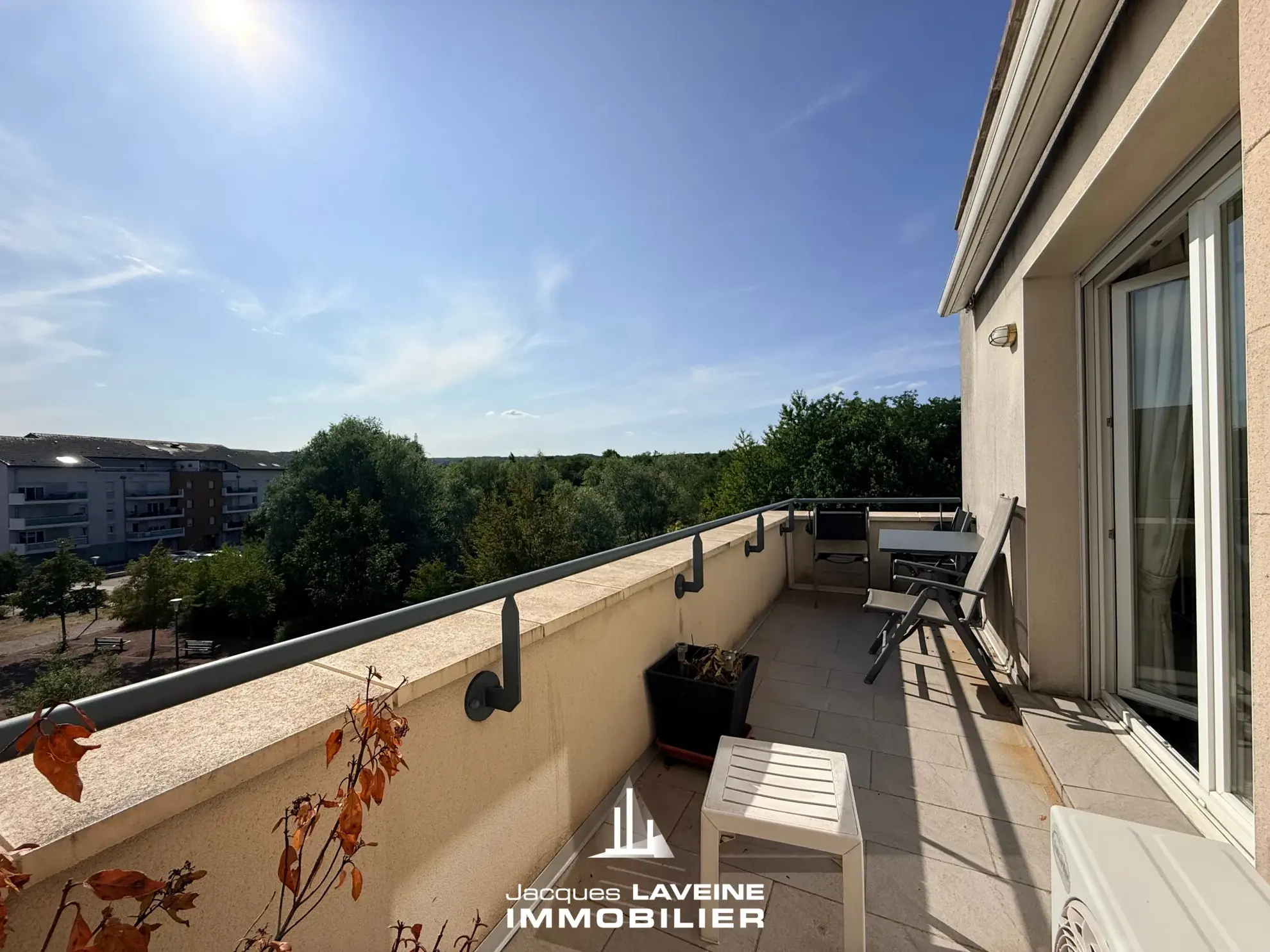Appartement 5 pièces avec garage, balcon sud à Moulins-lès-Metz