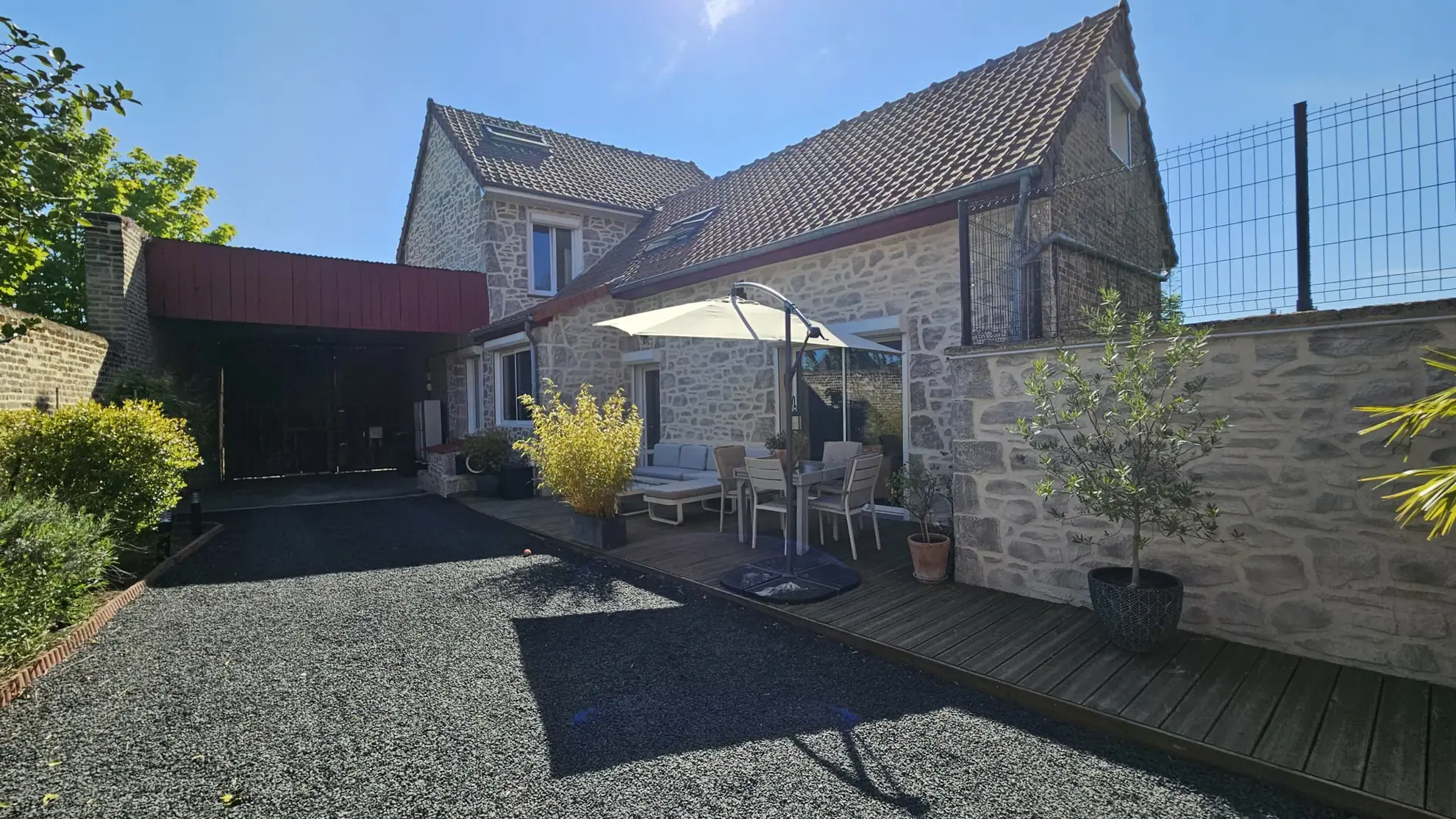 Maison rénovée avec jardin à Hallencourt – 3 chambres, garage, chalet, faible consommation énergétique
