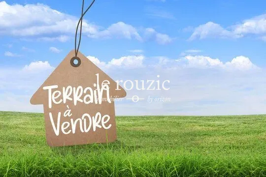 Terrain constructible au cœur d'Ambon – Emplacement idéal pour votre projet immobilier