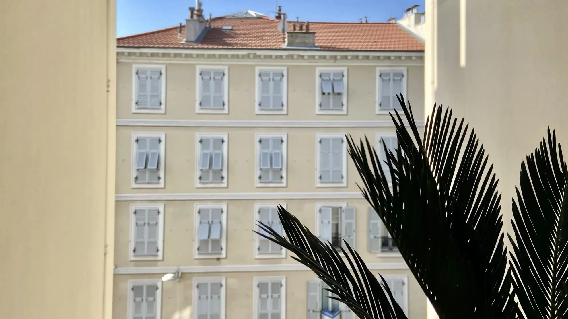 Studio de 24 m² à vendre à Nice Gambetta, centre-ville lumineux et meublé
