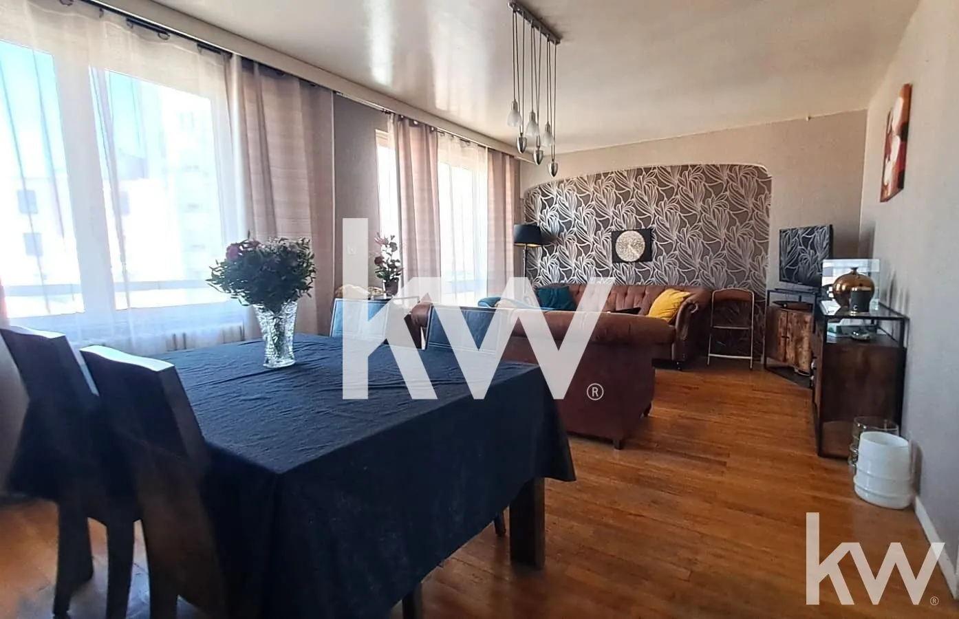 À vendre appartement T4 lumineux de 86 m² à Saint-Étienne, proche gare Châteaucreux