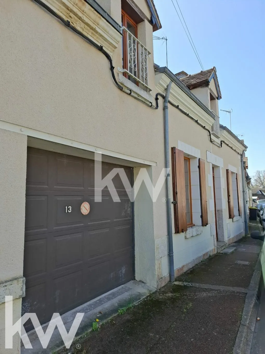 Maison de ville lumineuse à Romorantin-Lanthenay avec cour et garage