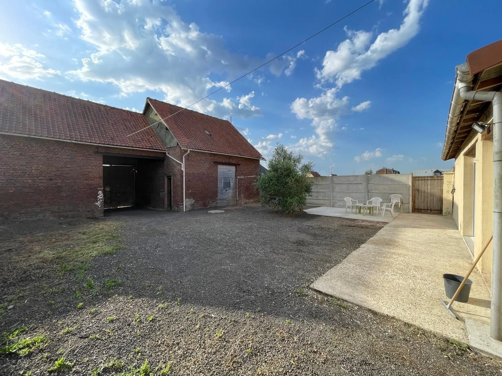 Charmante maison familiale à la campagne proche Roye et Amiens