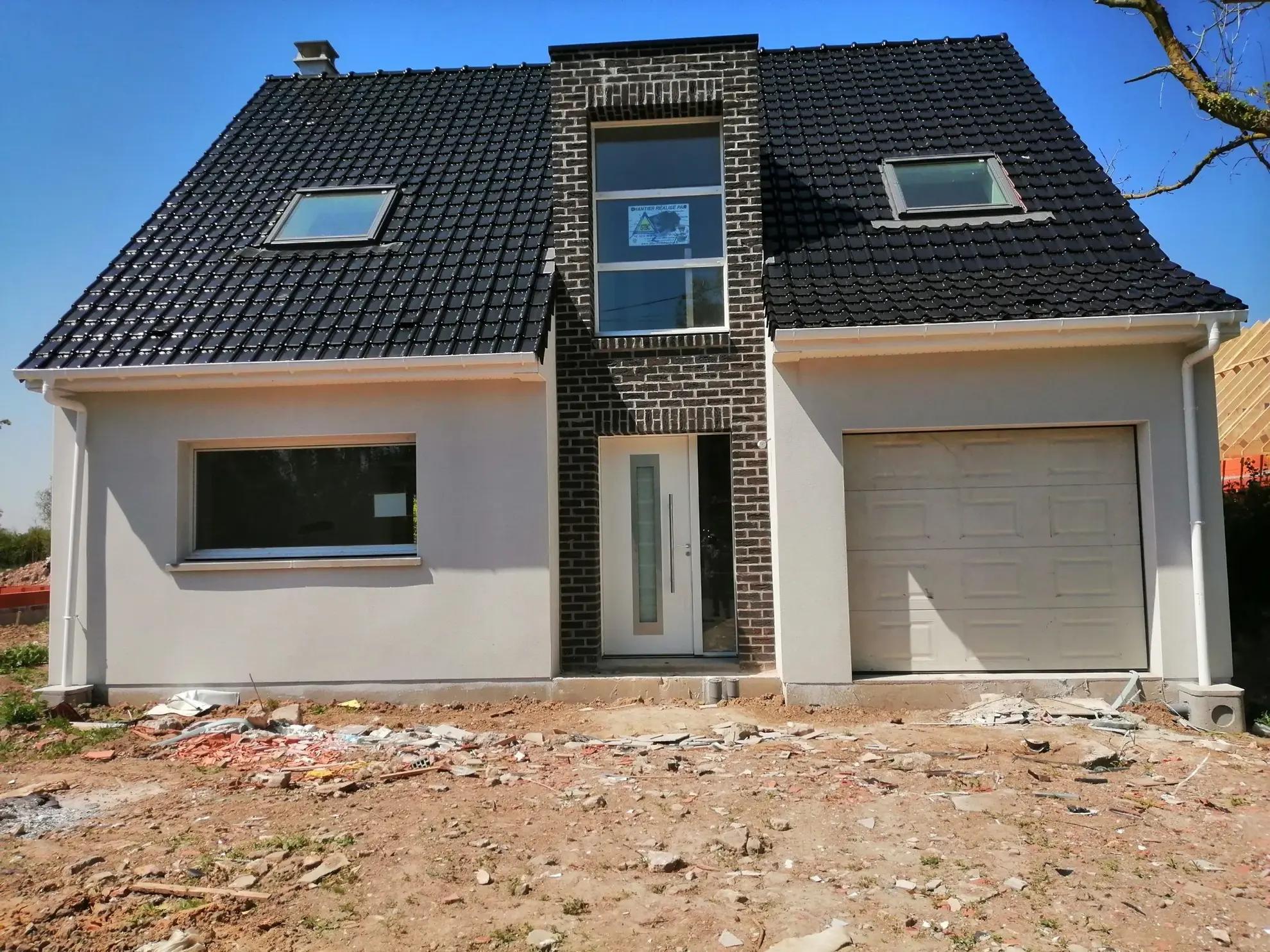 Charmante maison familiale avec garage à Auchy-la-Montagne – environnement calme et verdoyant