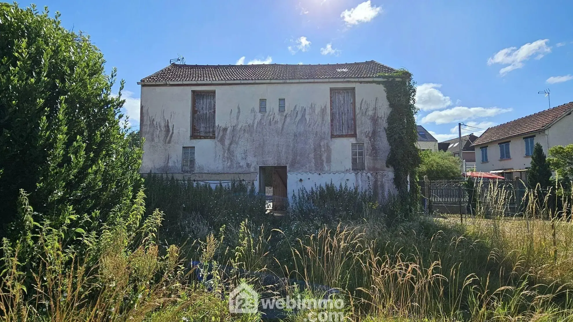 Charmante grange à rénover de 71 m² à Milly-la-Forêt, proche commodités