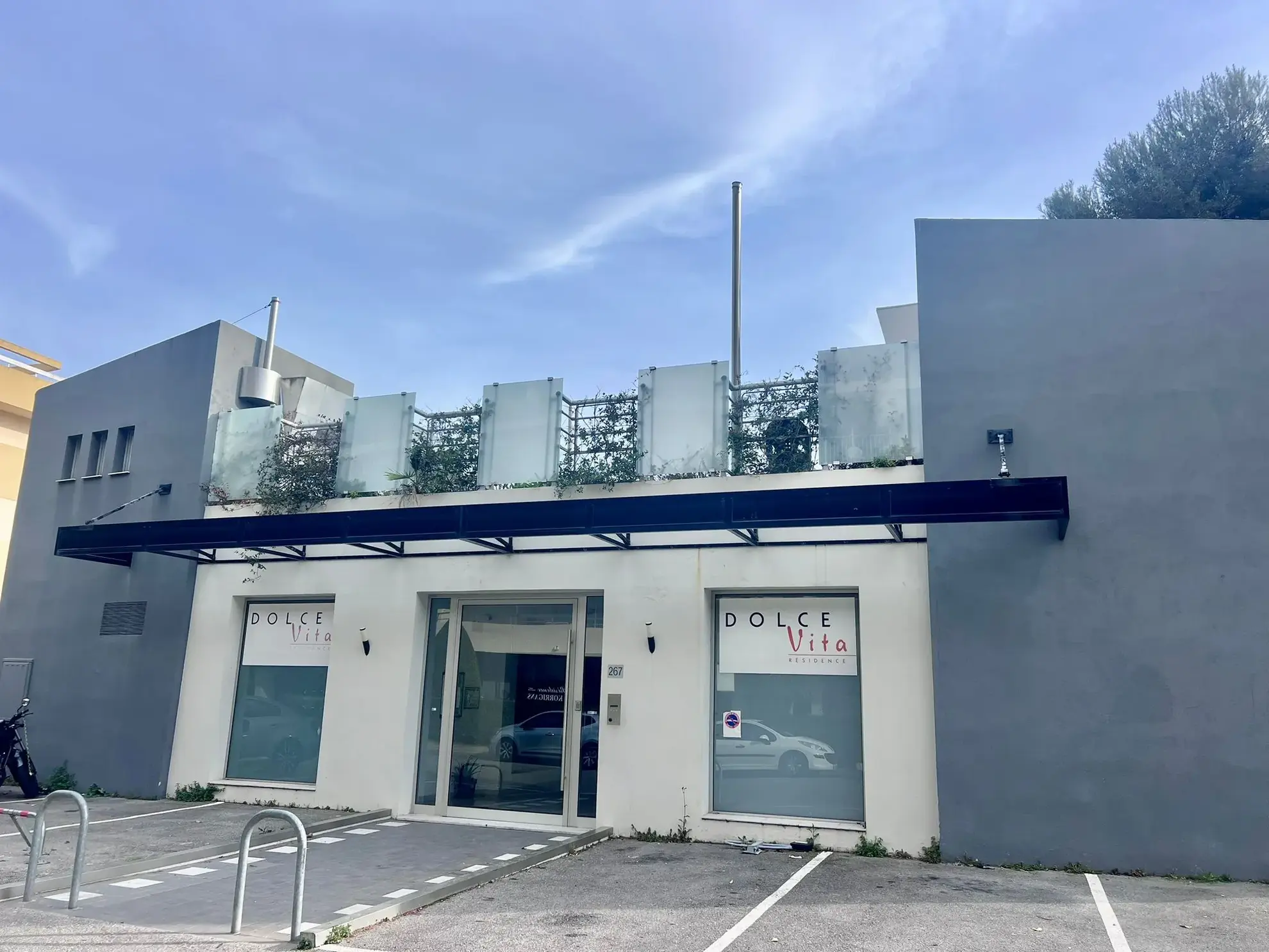 Studio en rez-de-jardin à 200m du port et de la mer à Saint-Laurent-du-Var