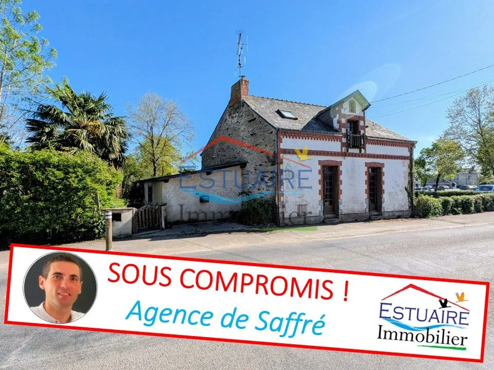 Maison à vendre à Saffré - 135 m², jardin, dépendance, à rafraîchir