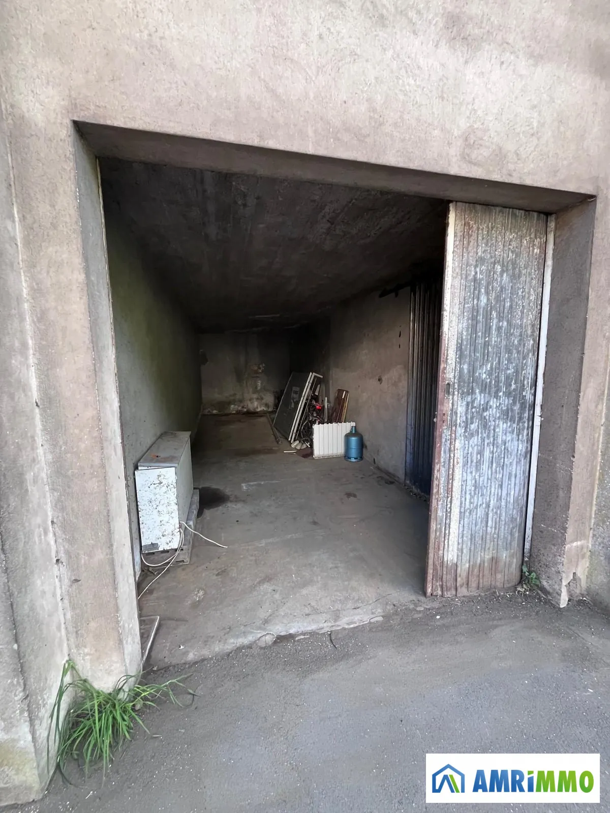 Garage fermé en surface à Villerupt - Solution de stationnement sécurisé