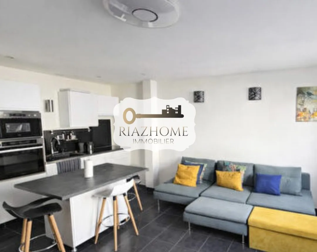 Appartement duplex F2 à vendre au Bourget, secteur calme, proche transports