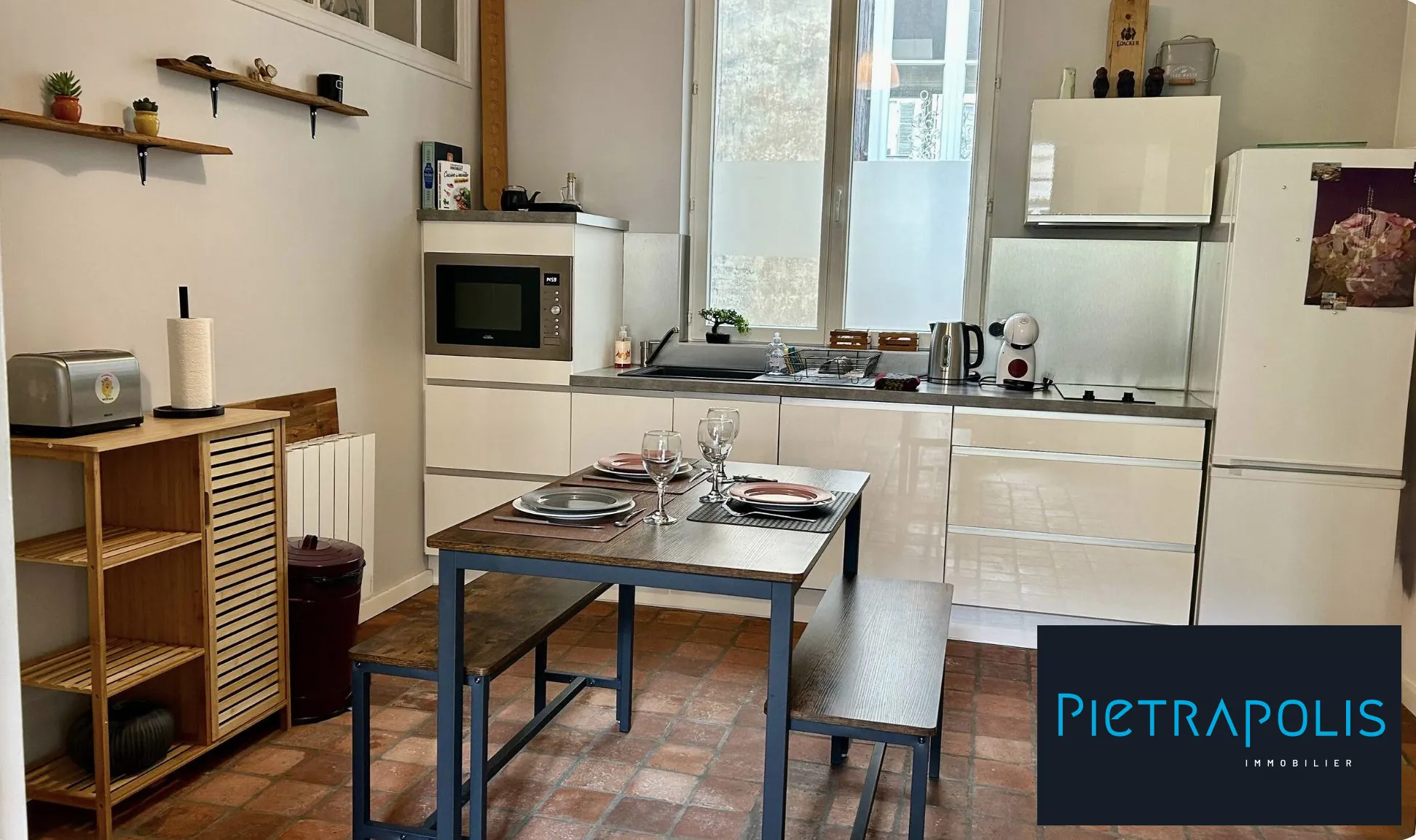 Appartement T2/T3 lumineux à vendre à Dijon rue de la Préfecture 