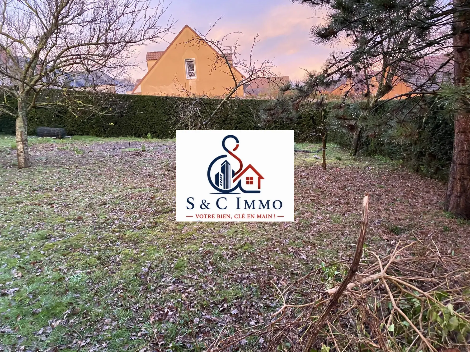 Terrain constructible de 247 m² à vendre à Arpajon, cadre naturel et potentiel immobilier exceptionnel