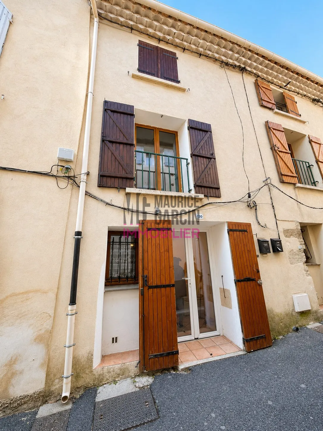 Investissement immobilier à Carpentras : maison de ville louée avec 2 chambres
