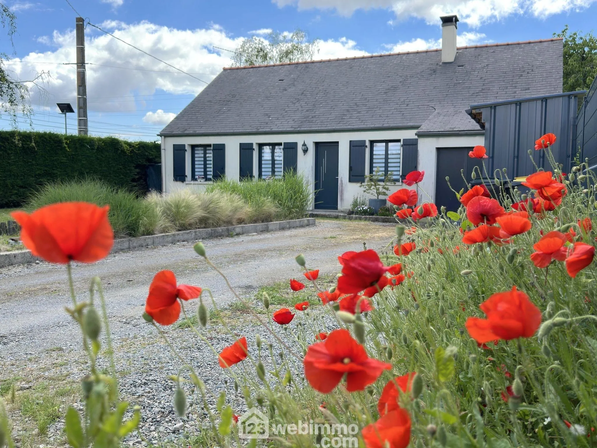 Maison de plain-pied à vendre à Andard – 98m² avec jardin clos