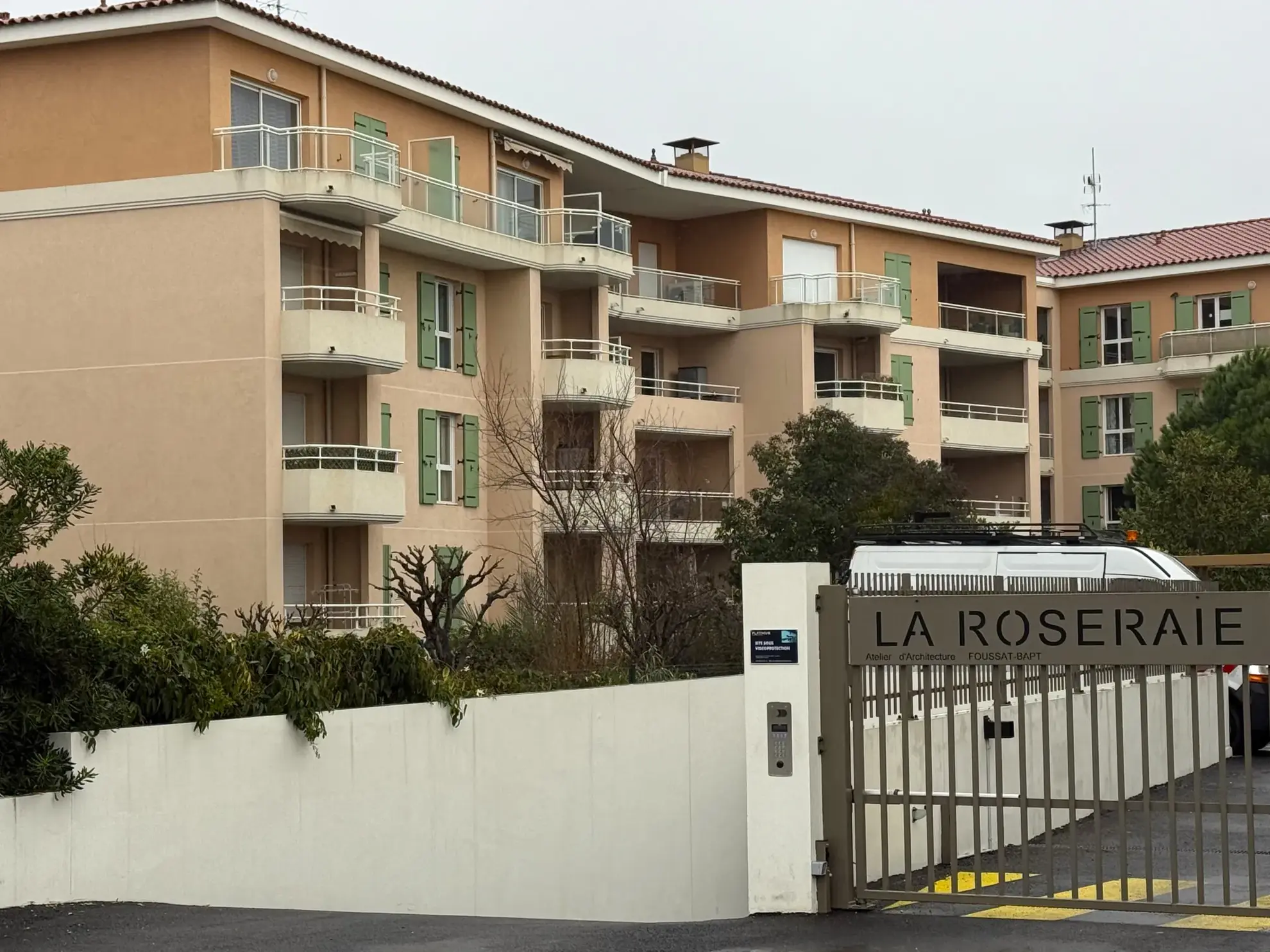 Appartement T2 à Antibes avec terrasse Sud-Est et parking inclus