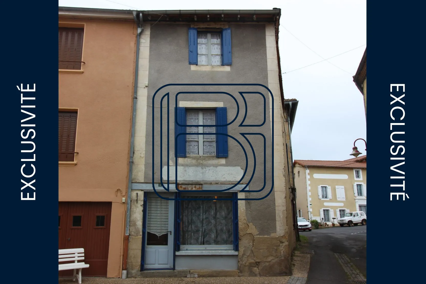 Maison ancienne de 87,25 m² avec garage à Saint Amant Roche Savine