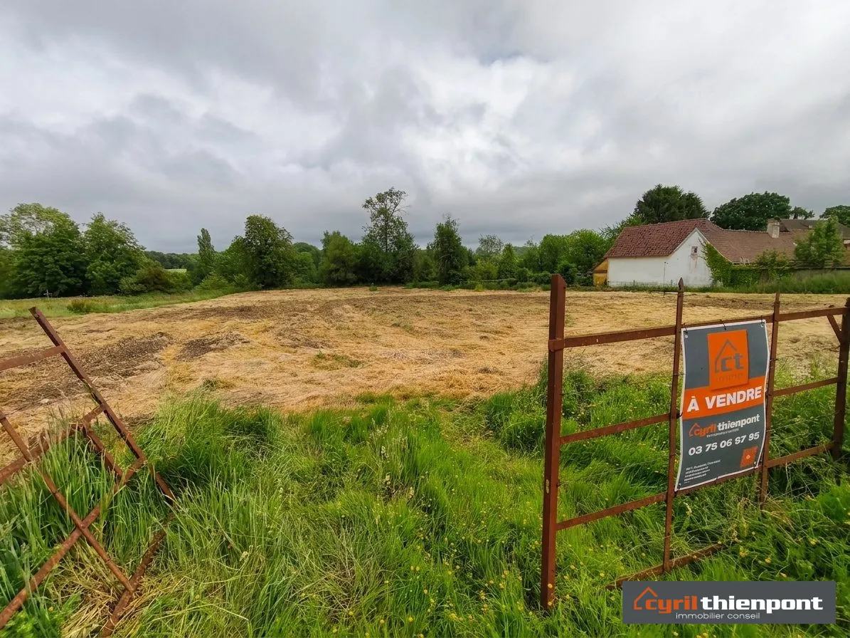 Terrain à bâtir de 1921 m² à Mons-Boubert, proche Saint Valery sur Somme