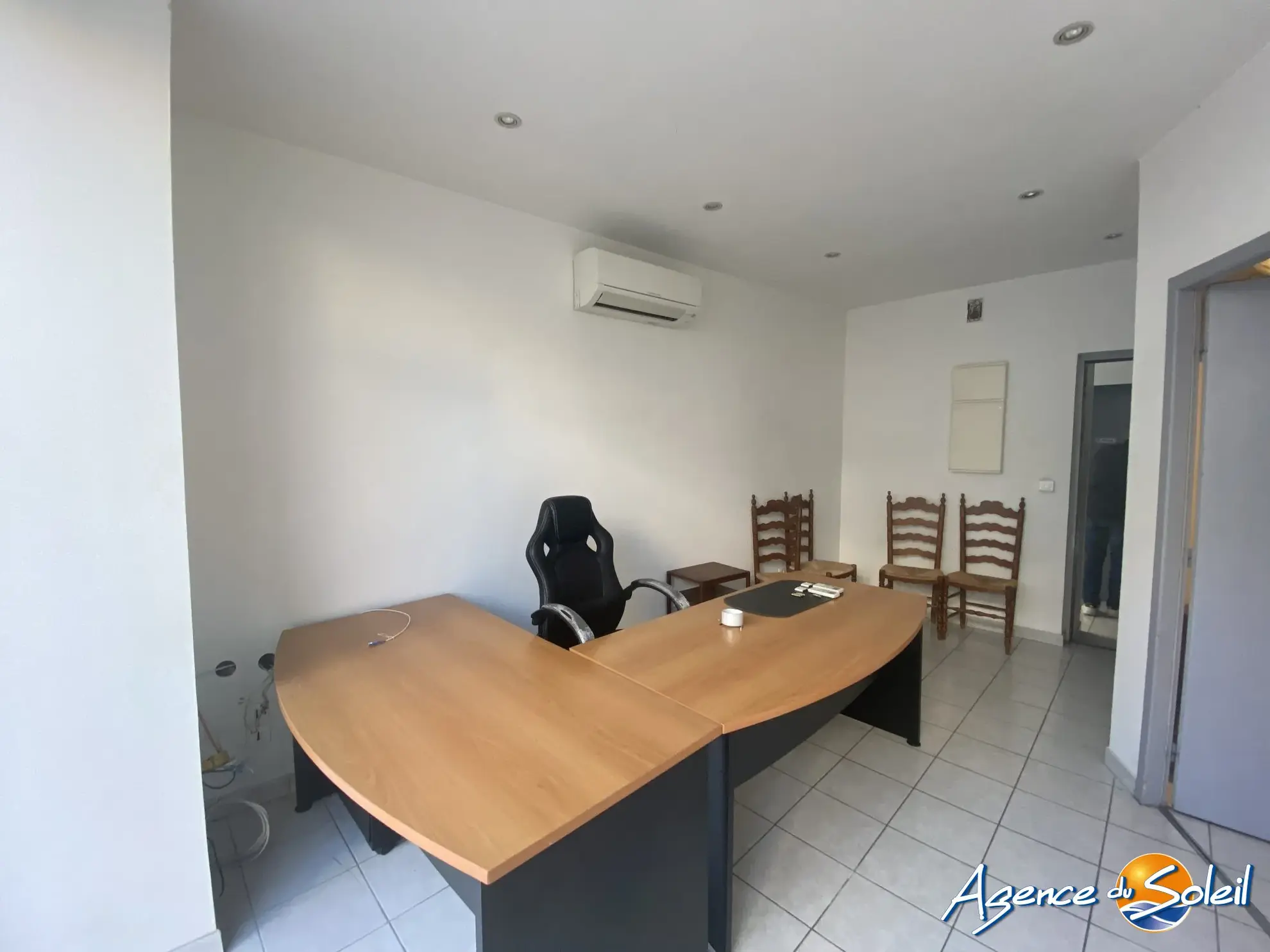 Local commercial à Sigean - Idéal profession libérale, 30 m²