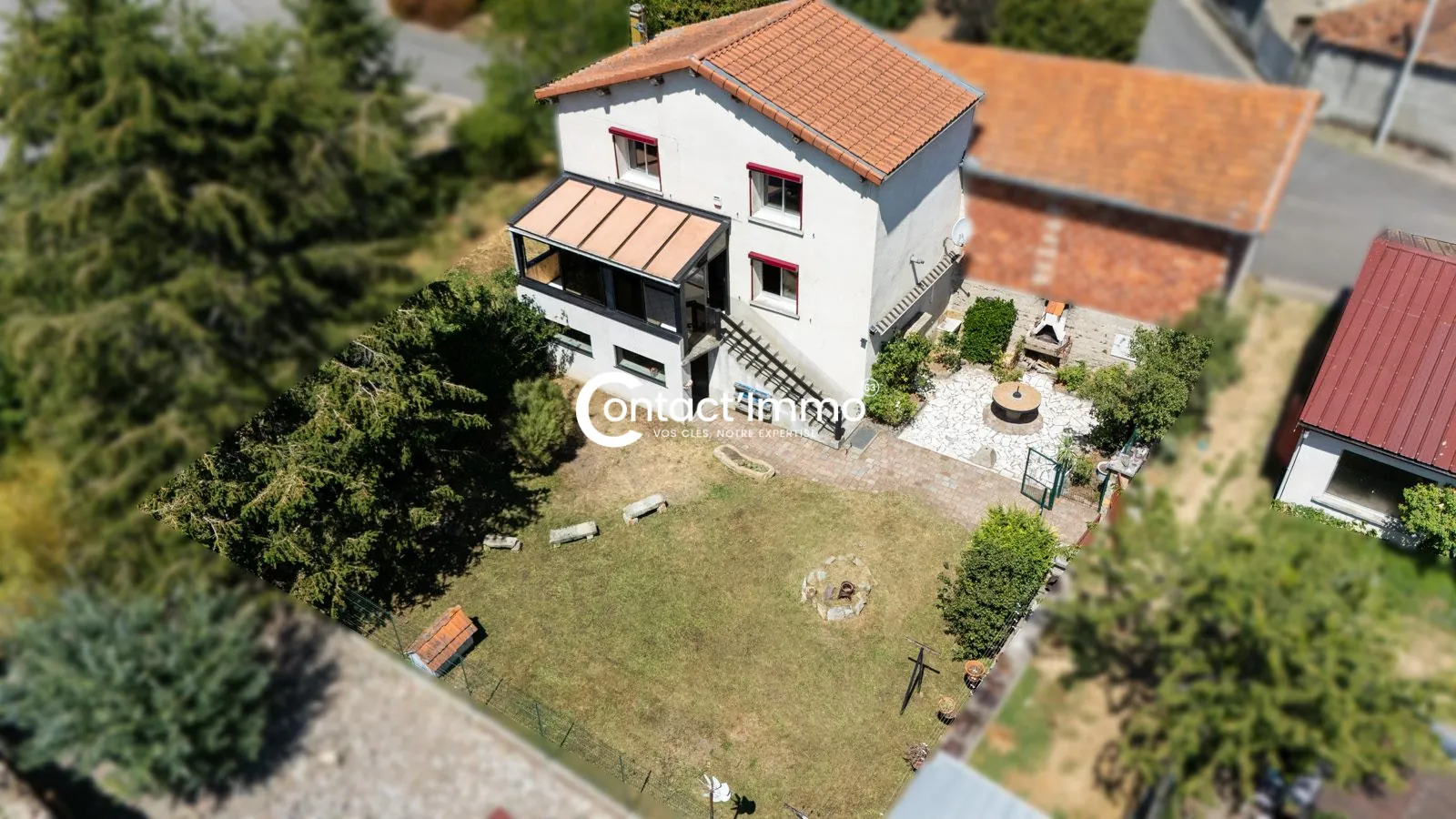 Maison 2 chambres avec garage et jardin à Seychalles - 116m²