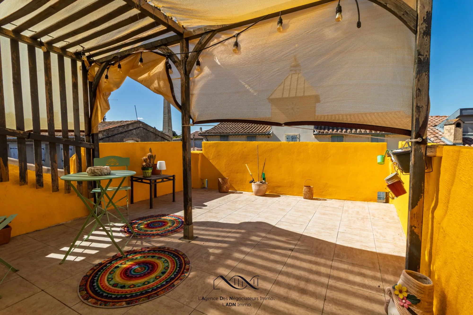 Maison en pierre de 118 m² avec terrasse et garage à Douzens proche Carcassonne