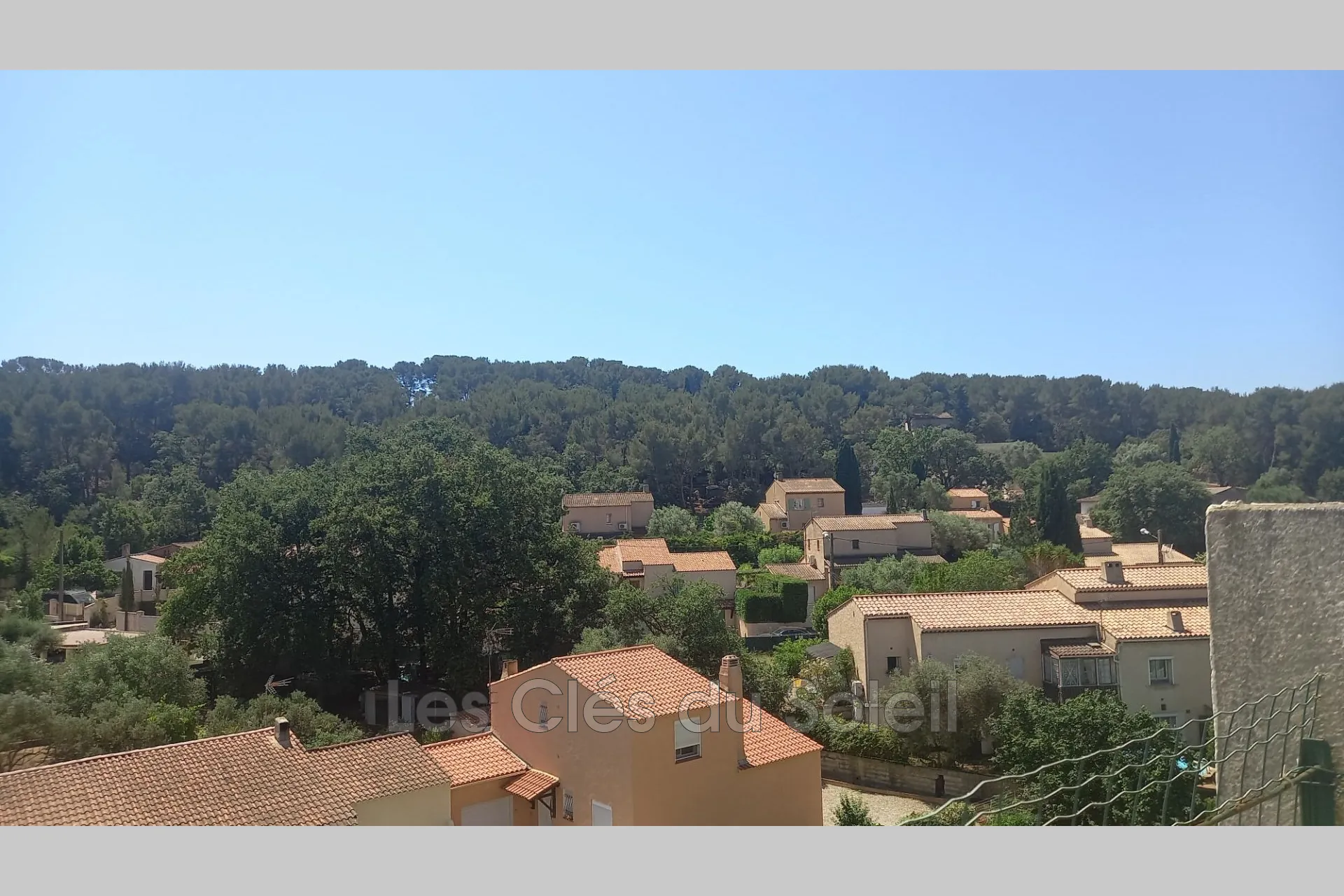 Bel appartement 4 pièces à vendre à La Valette-du-Var avec terrasse et parking privé
